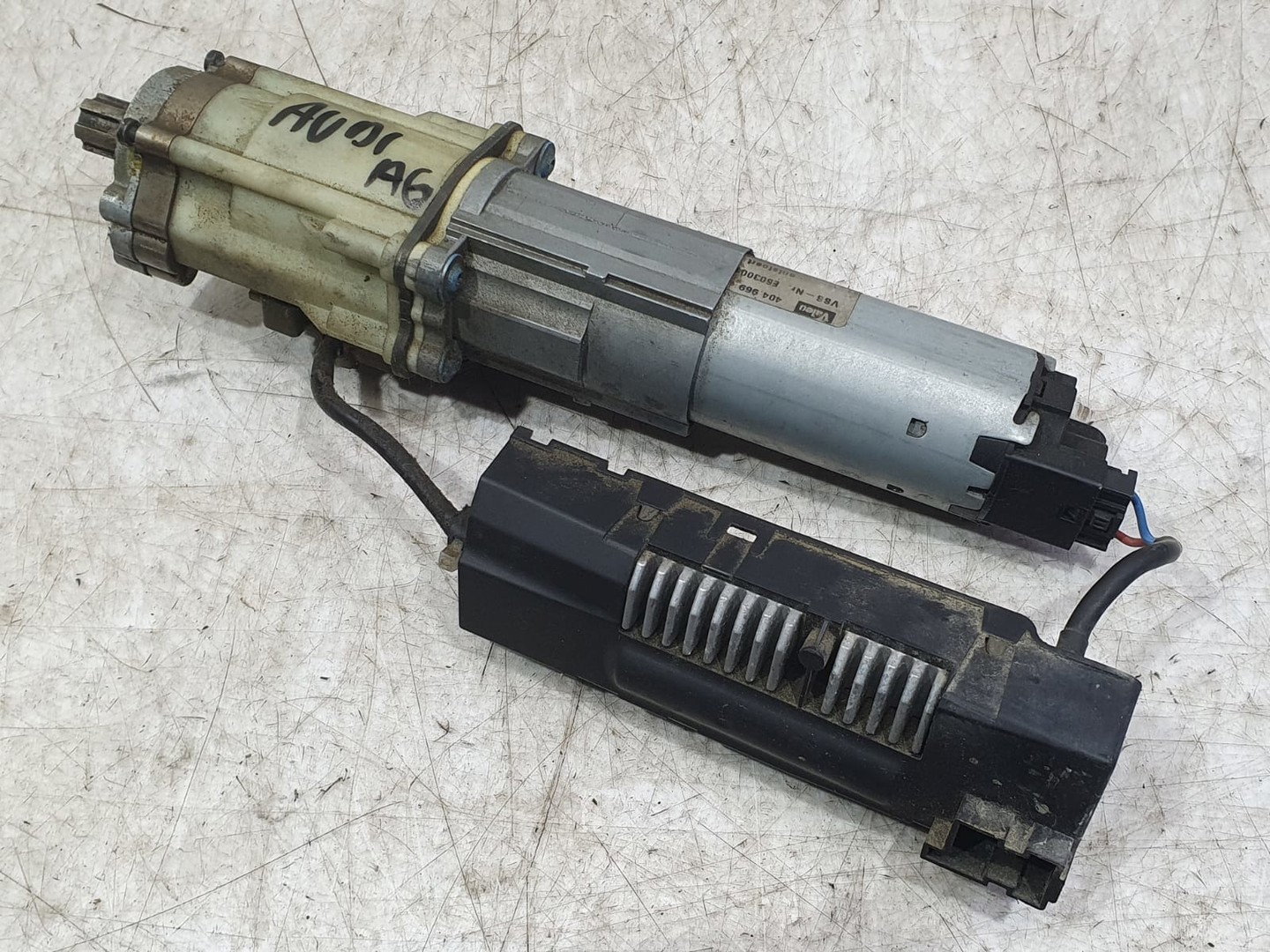 Maner deschidere haion 4f9827851d Audi A6 4F/C6 (2004 - 2008)
