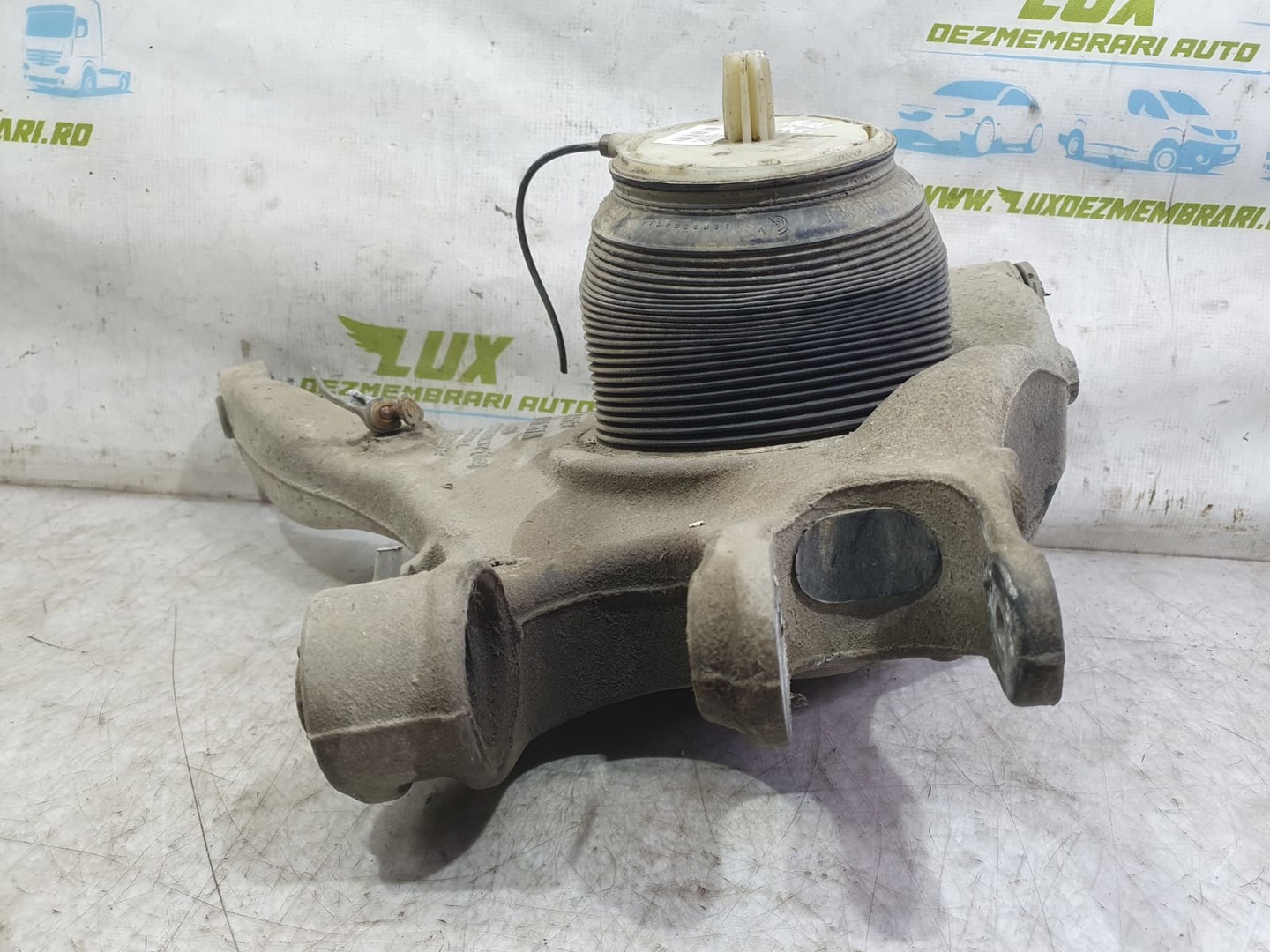 Perna aer spate 4f0616001J 03435111 Audi A6 4F/C6 (2004 - 2008)