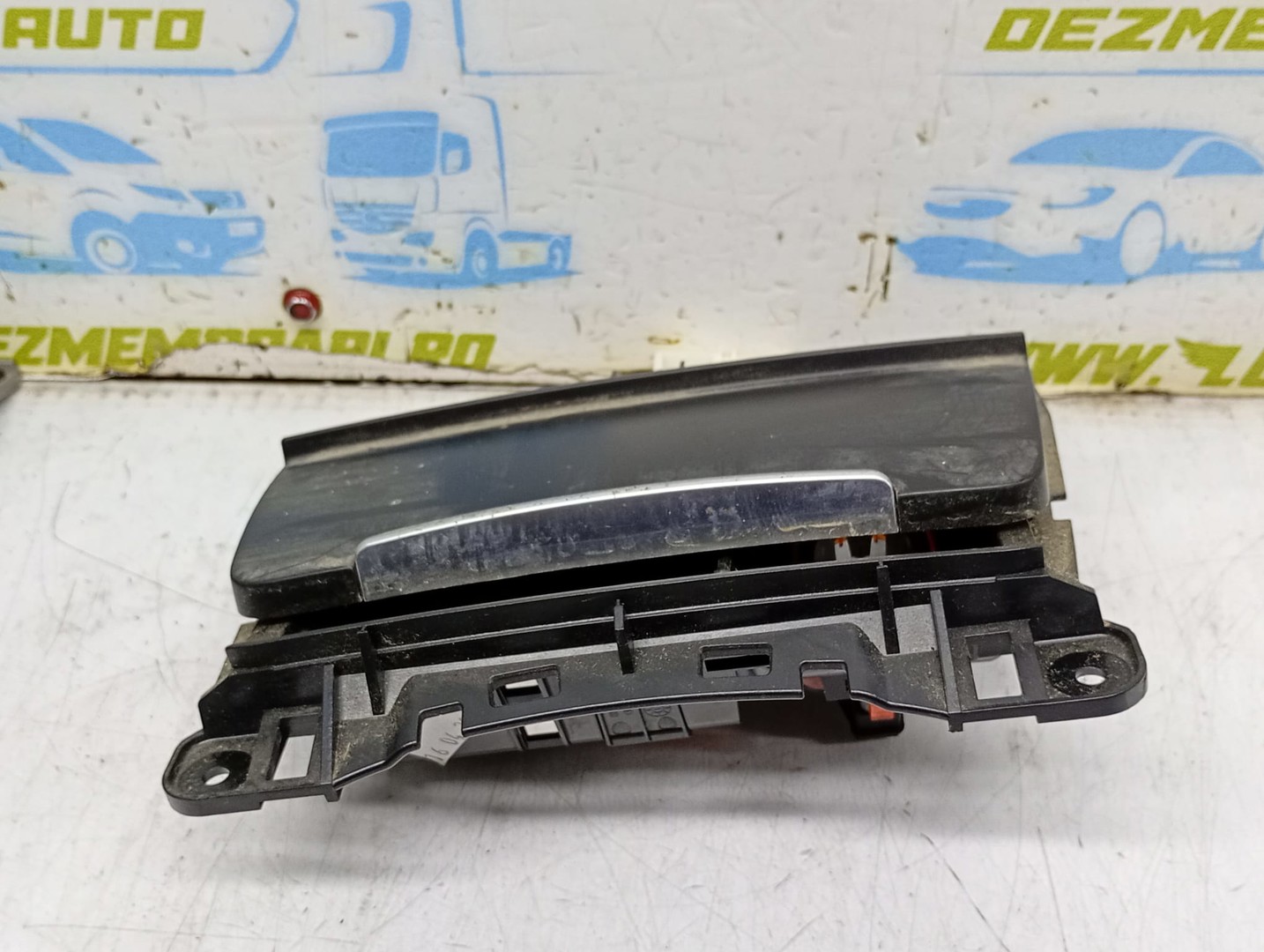 Scrumiera 8k0857951 Audi A4 B8/8K (2007 - 2011)
