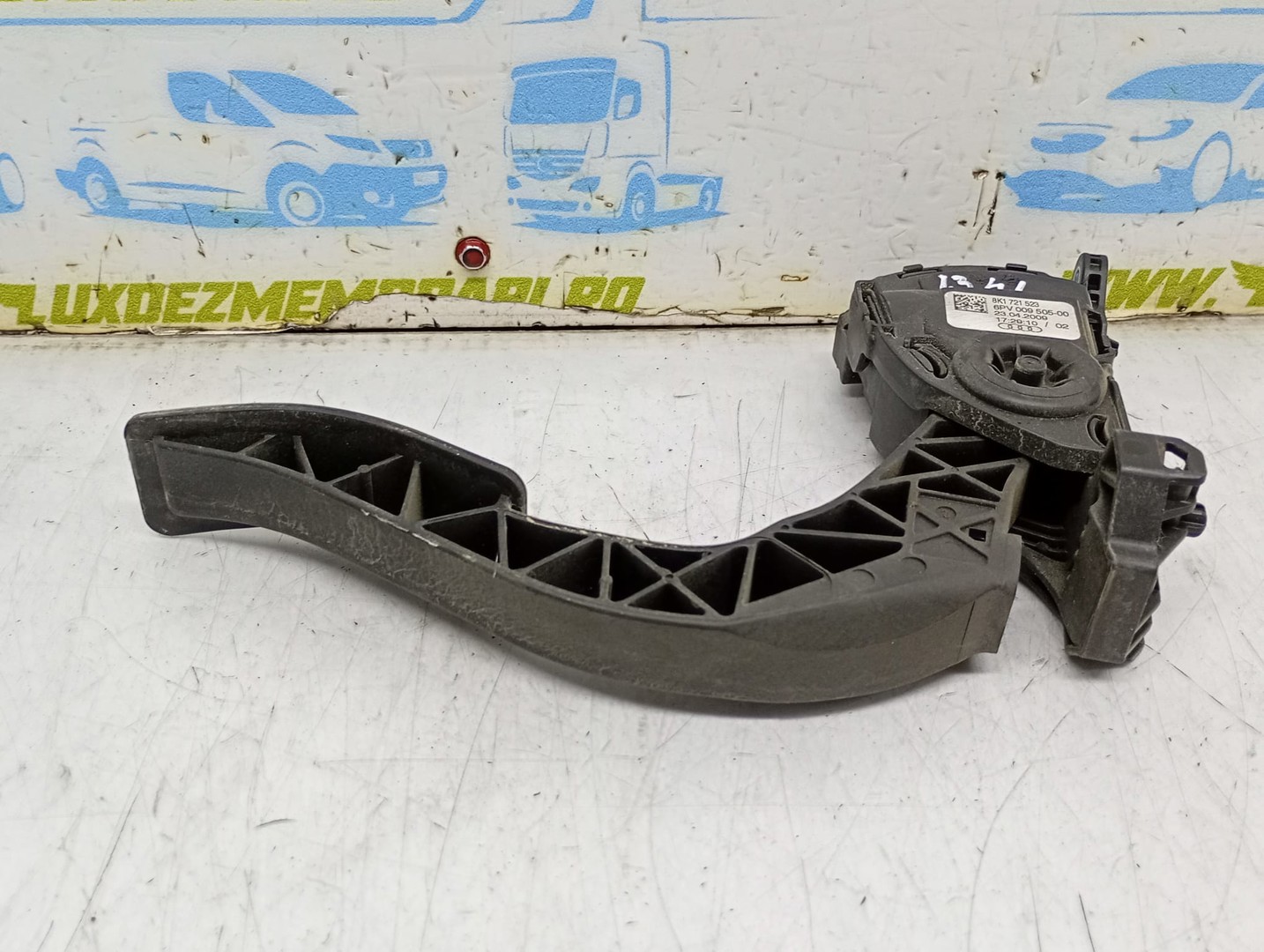 Pedala acceleratie 8K1721523 Audi A4 B8/8K (2007 - 2011)