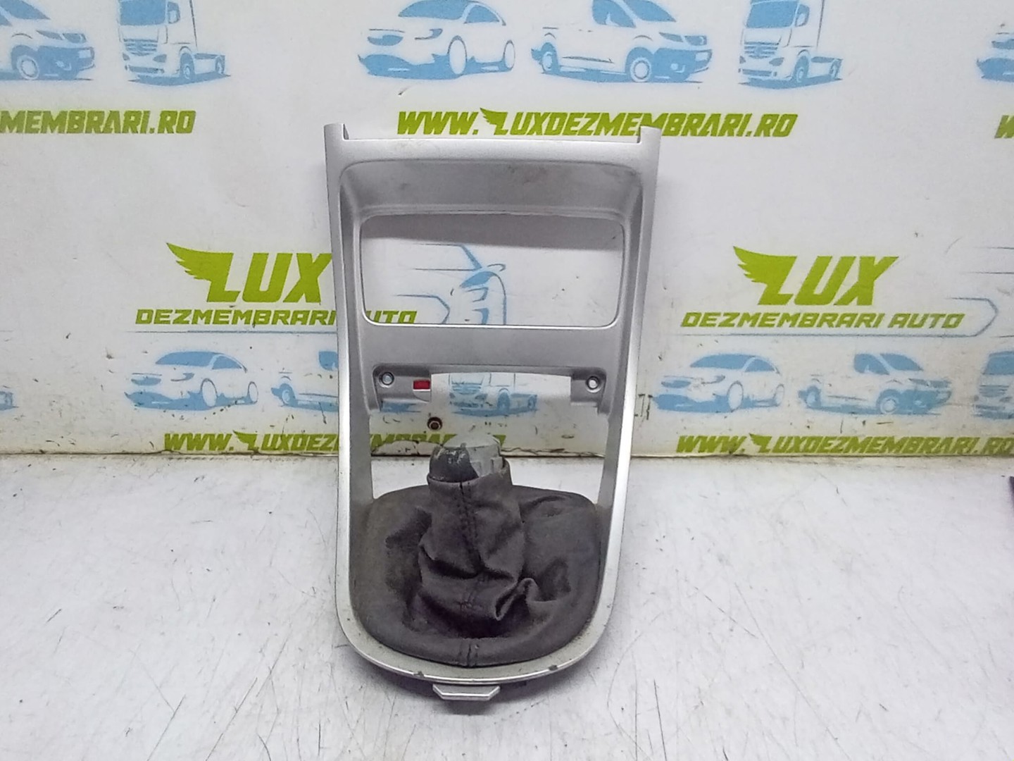 Ornament consola centrala 9651943877 Peugeot 307 1 (facelift) (2005 - 2008)