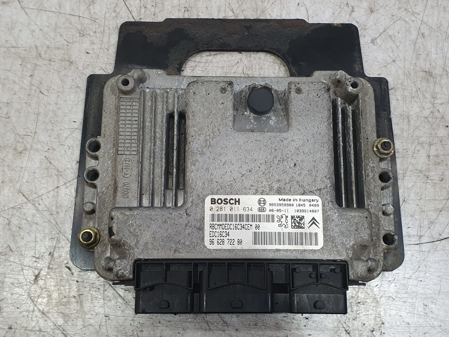 Calculator motor ECU 0281011634 Peugeot 307 1 (facelift) (2005 - 2008)