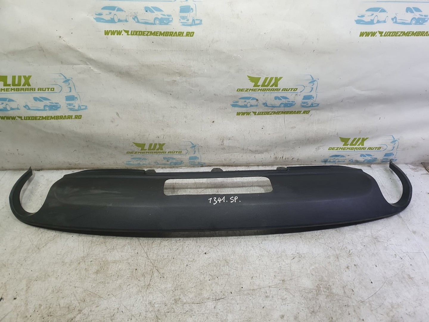 Ornament bara spate 8k0807521a Audi A4 B8/8K (2007 - 2011)