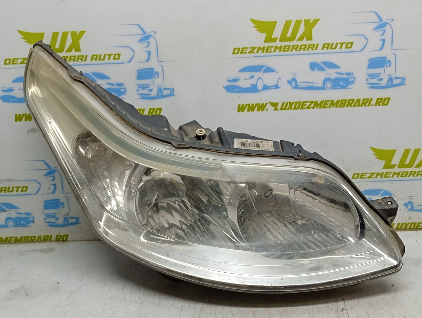 Far dreapta 9646893880 Citroen C4 1 (2004 - 2008)