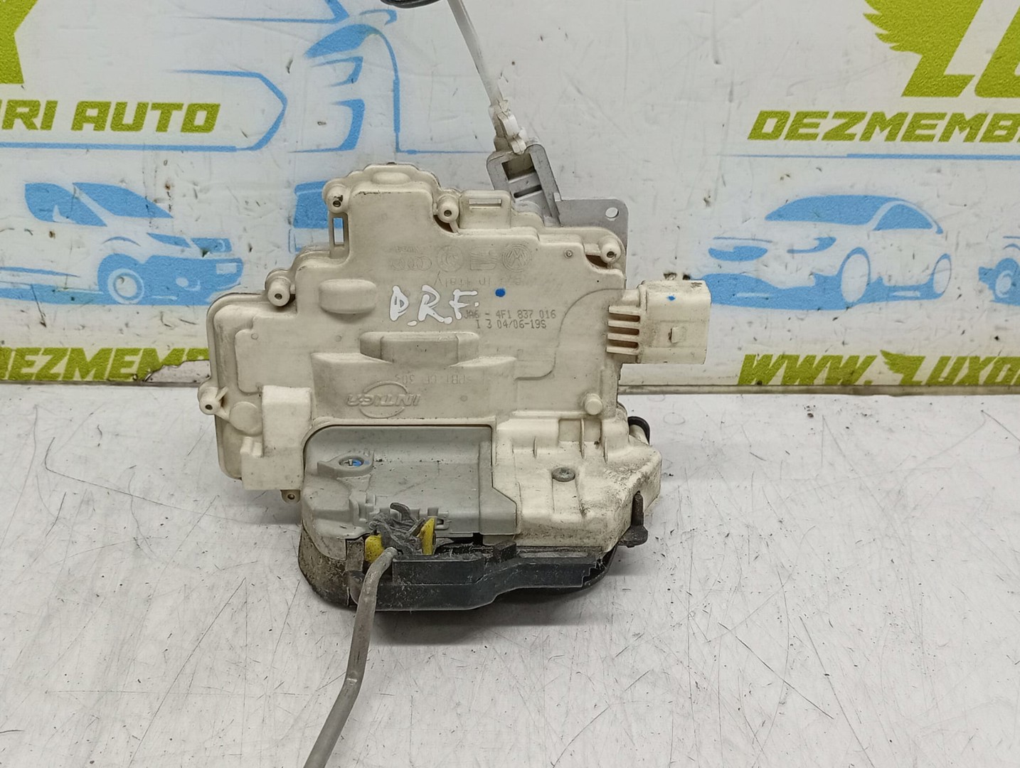Broasca dreapta fata 4F1837016 Audi A6 4F/C6 (2004 - 2008)