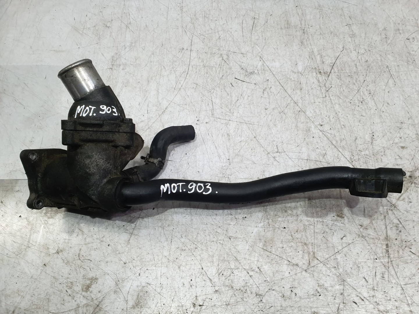Carcasa termostat 16278-0r010-a Toyota RAV4 3 (XA30) (2005 - 2010)