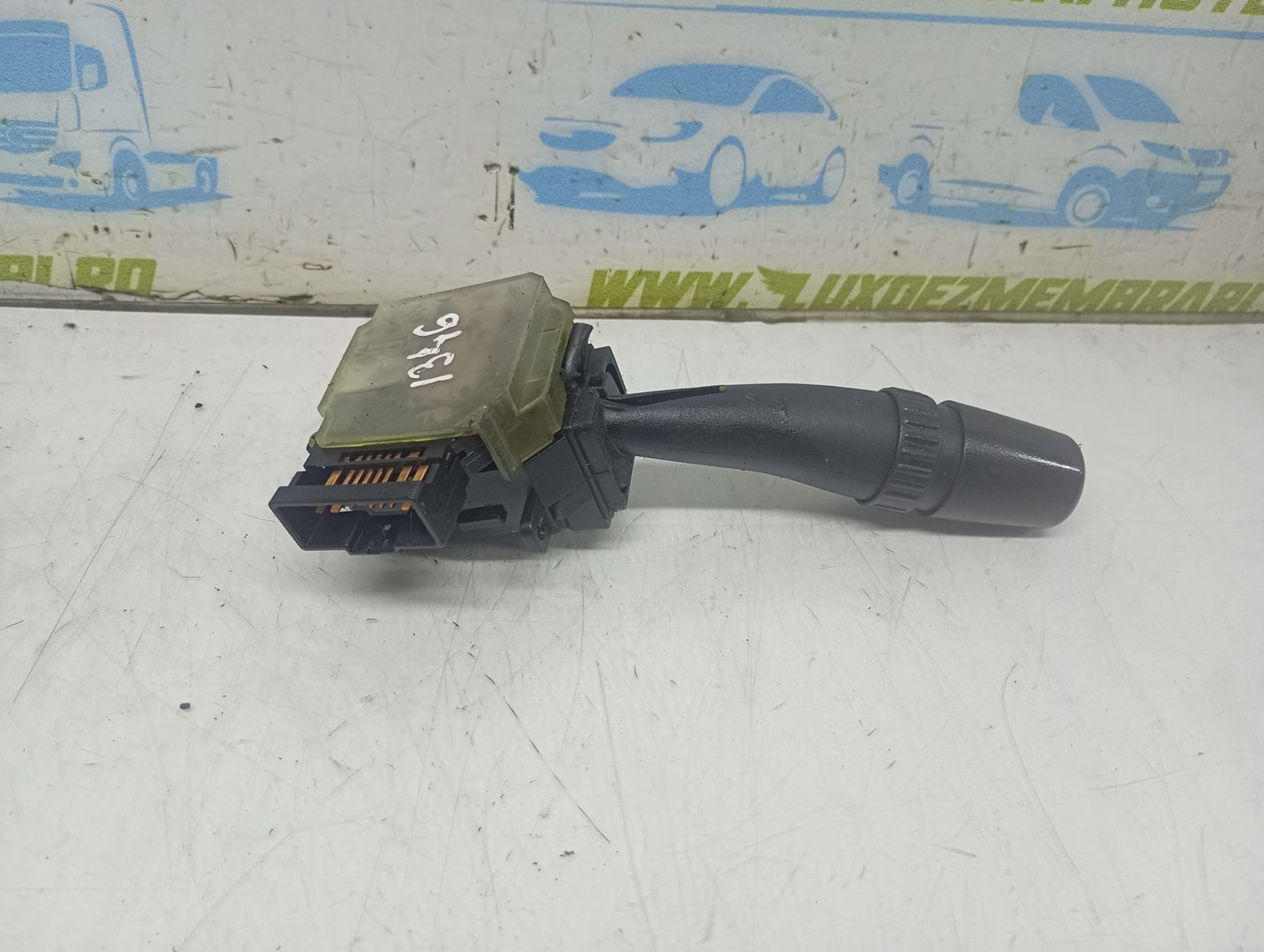 Maneta semnalizare LD4813AA Kia Cerato 1 (2004 - 2006)