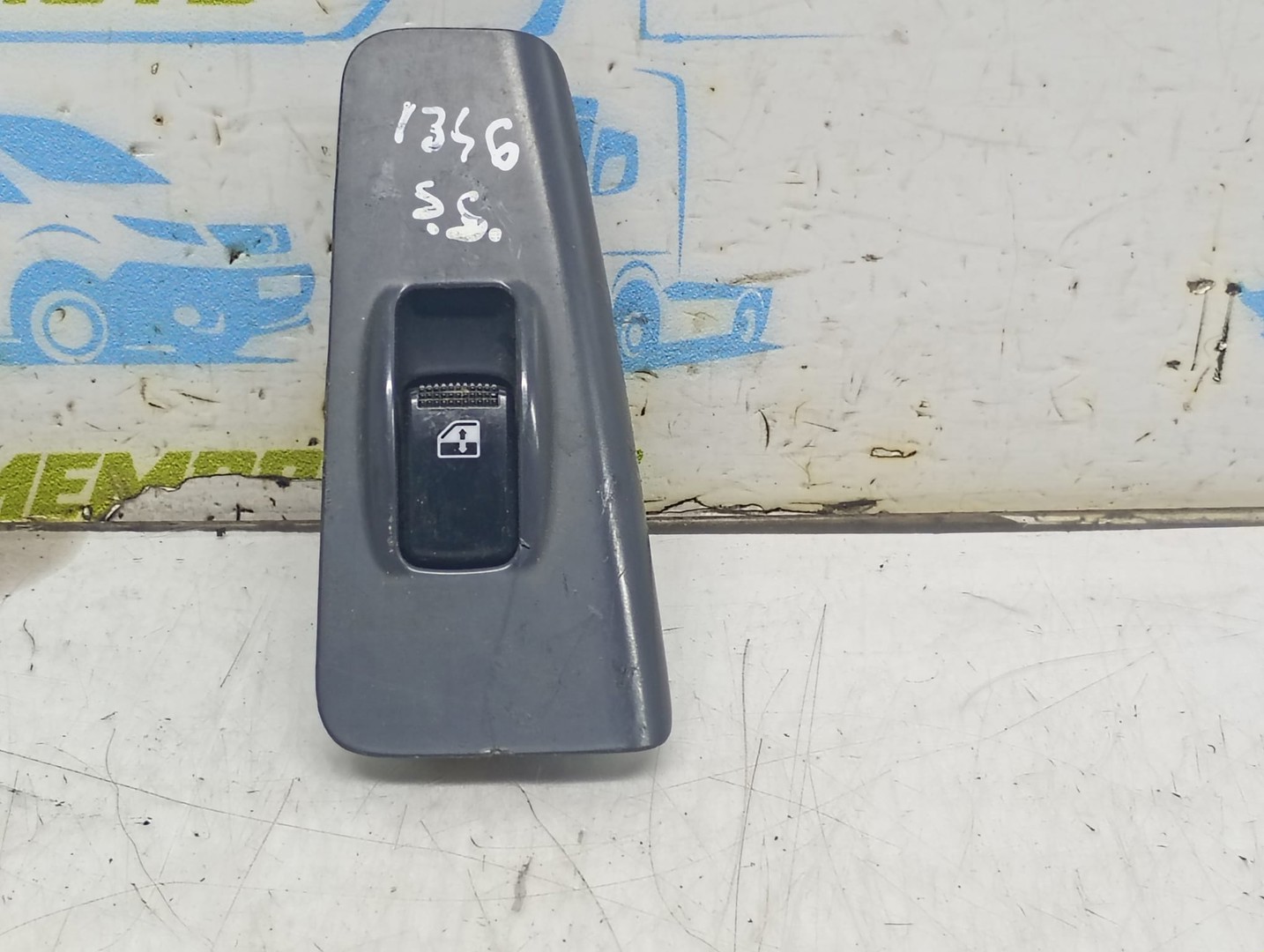 Buton geam 93580-2F00 Kia Cerato 1 (2004 - 2006)