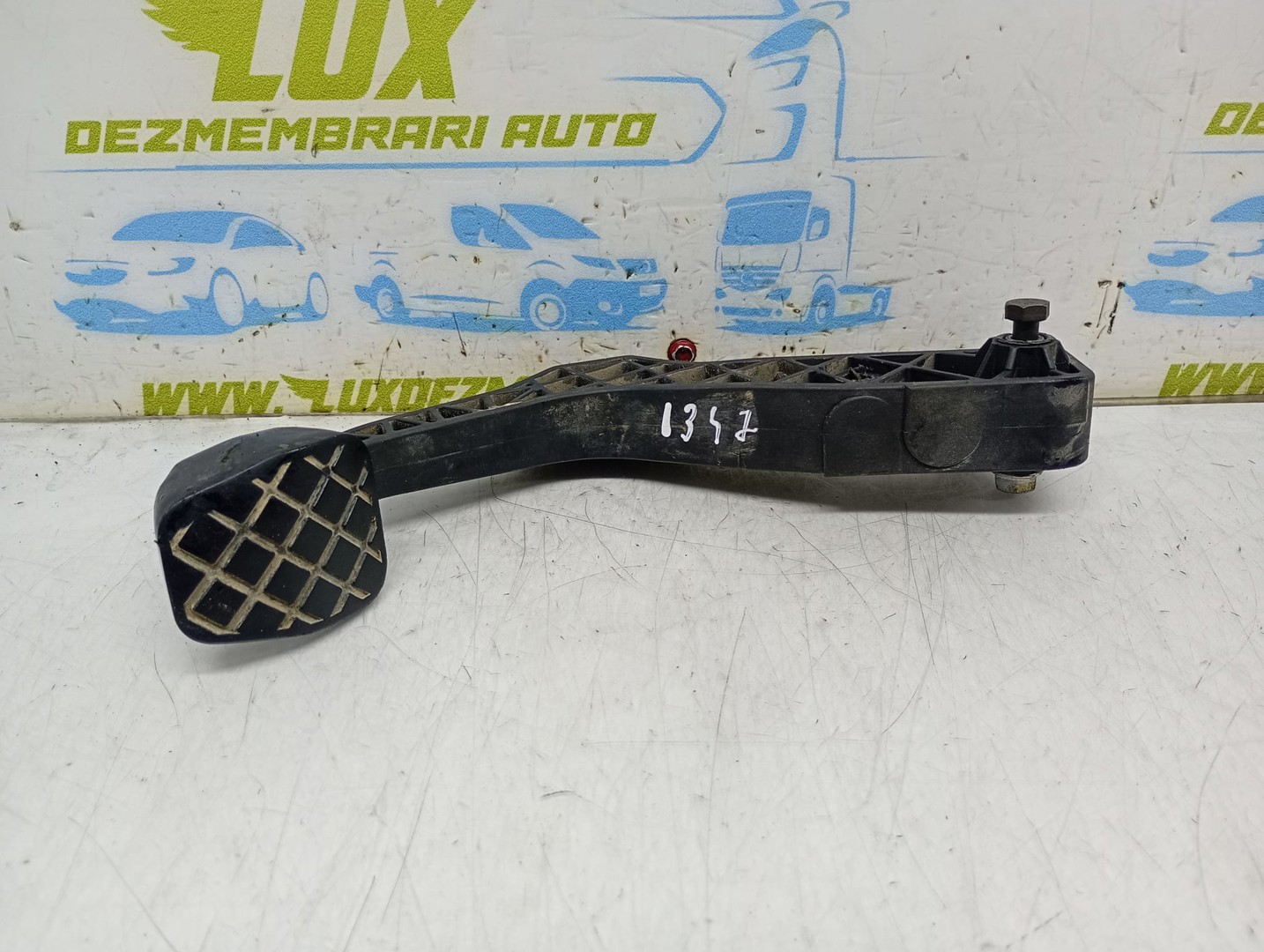 Pedala ambreiaj 1J1721321 Volkswagen Golf 4 (1997 - 2006)