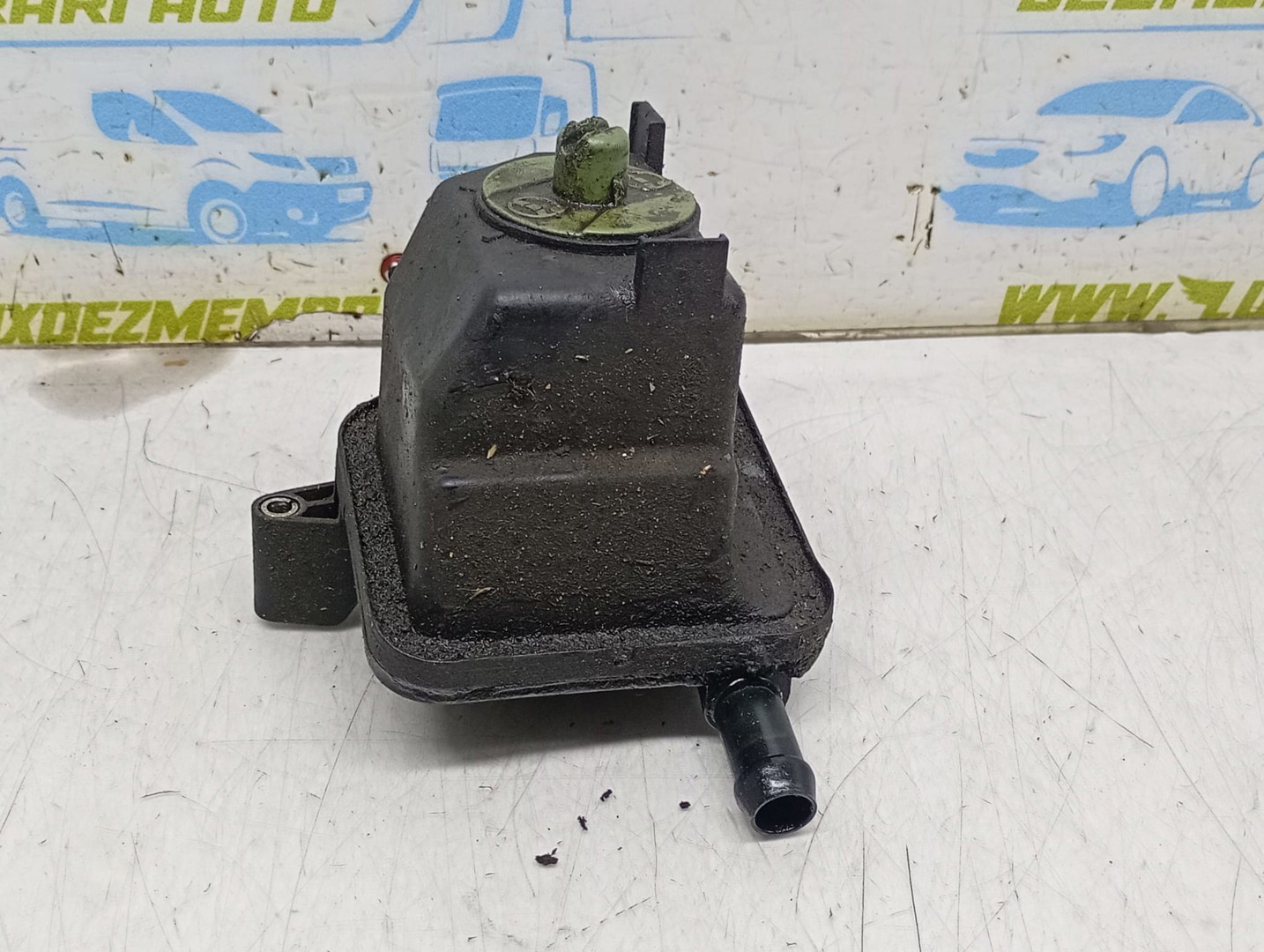 Vas lichid servodirectie 1J0422371B Volkswagen Golf 4 (1997 - 2006)