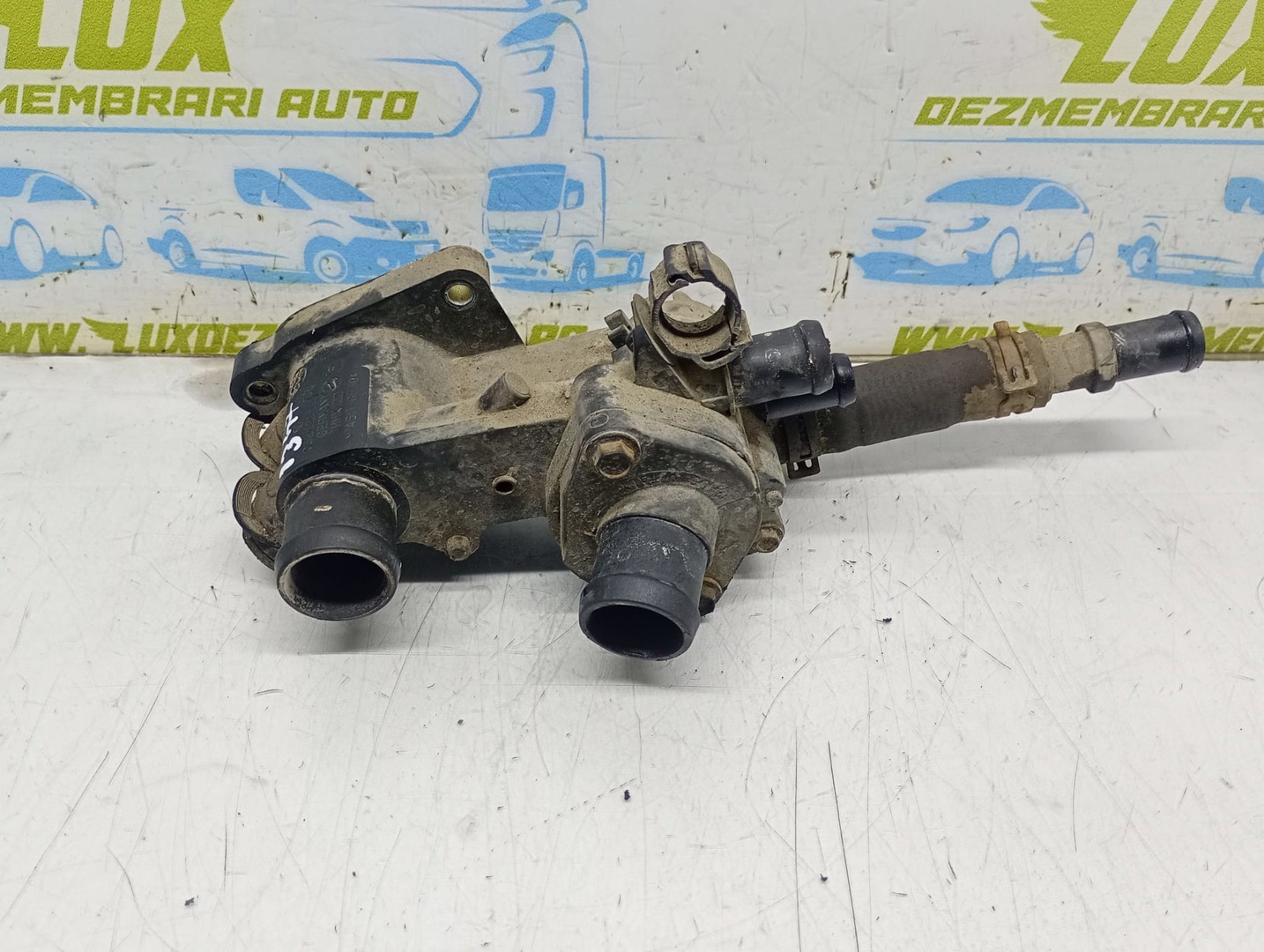 Carcasa termostat 032121111MN Volkswagen Golf 4 (1997 - 2006)