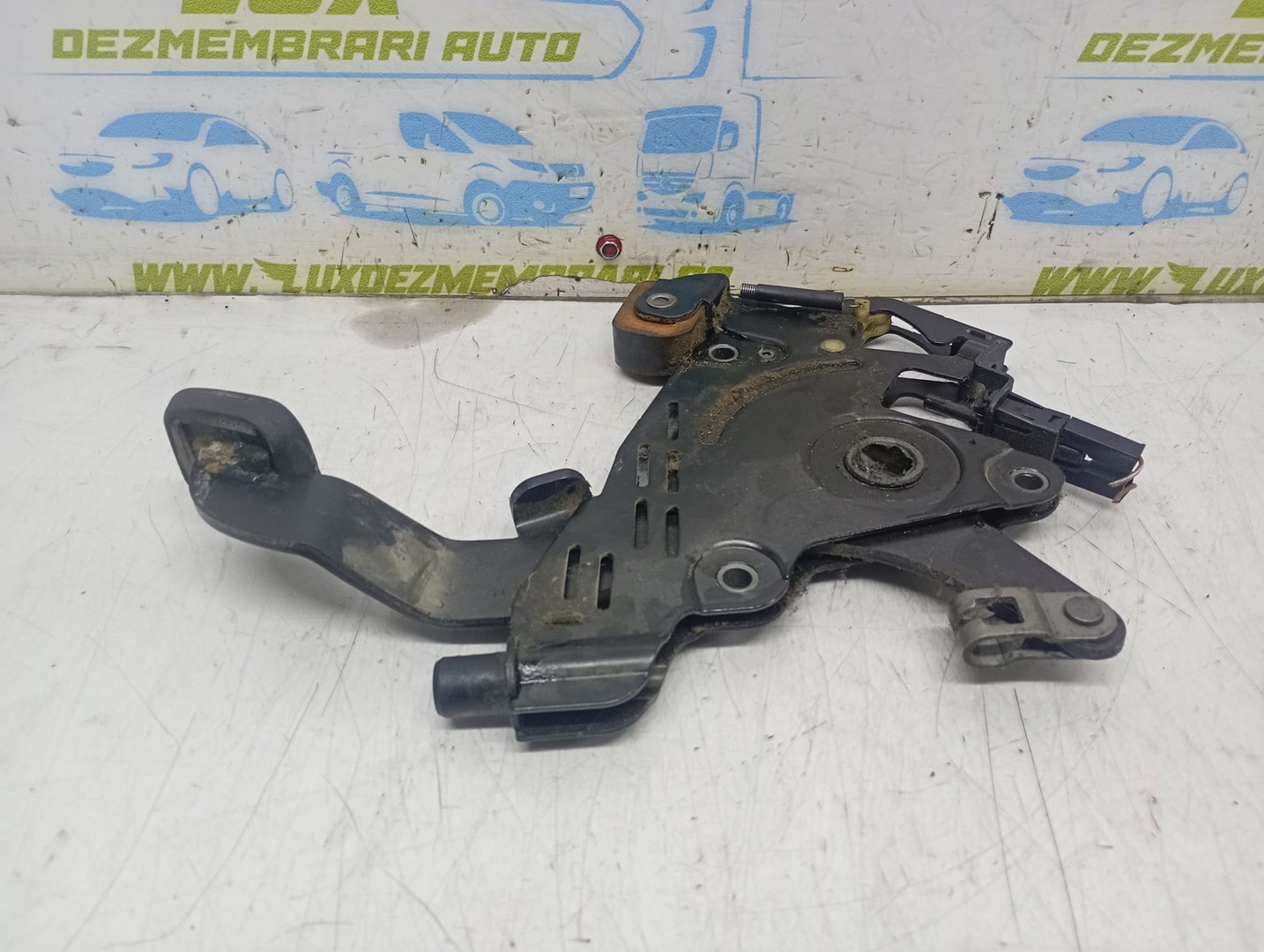 Pedala frana de mana Mercedes Benz Vito W639 (2003 - 2010)