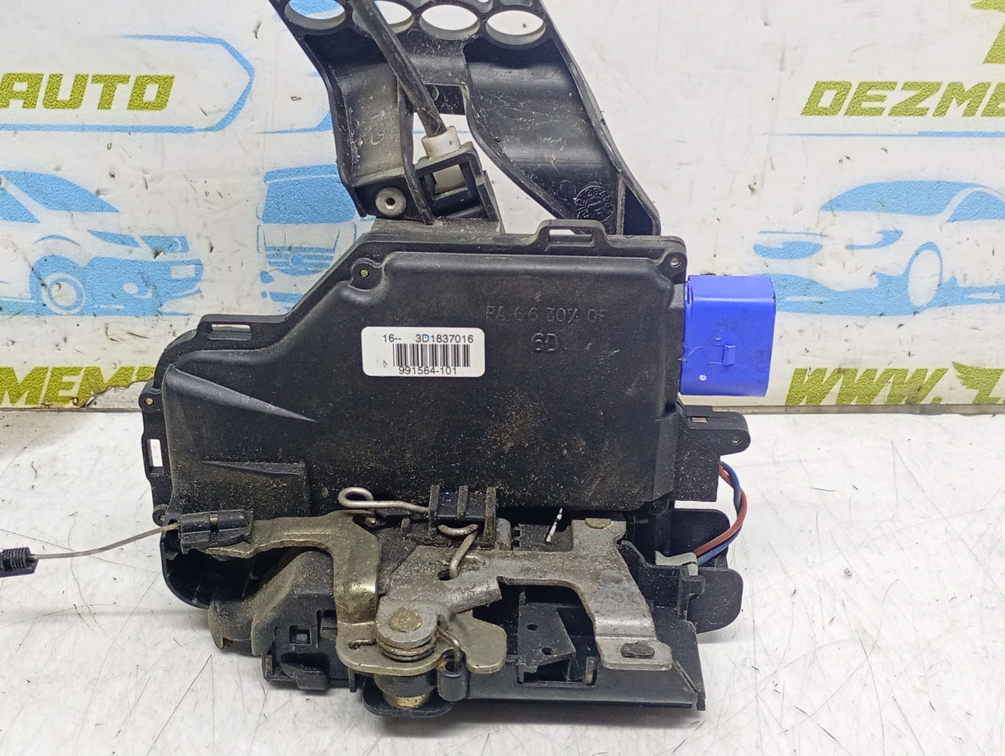 Broasca dreapta fata 991564-101 3D1837016 Volkswagen Touareg 1 (7L) (2002 - 2007)