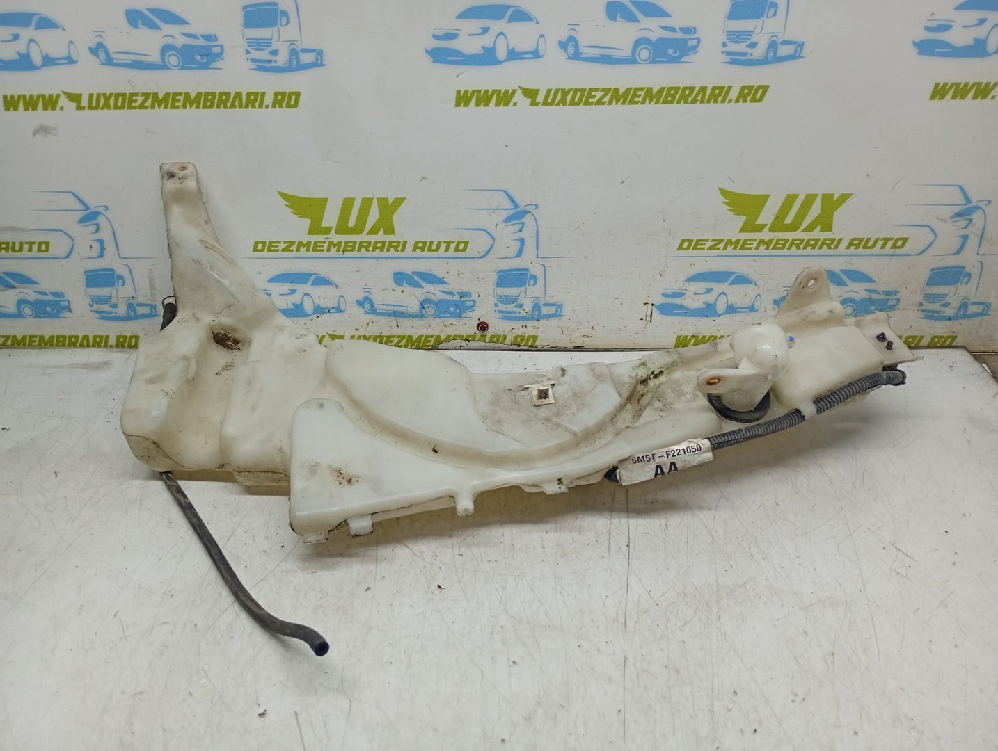 Vas lichid parbriz 4M51-13k163 Ford Focus 2 (2004 - 2008)
