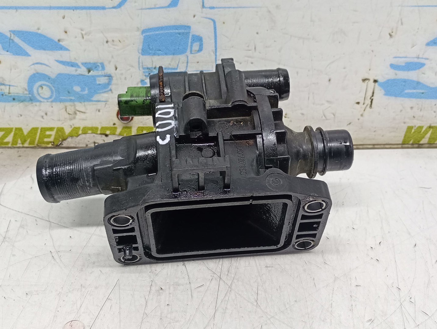 Carcasa termostat 9647767180 Citroen C4 1 (2004 - 2008)