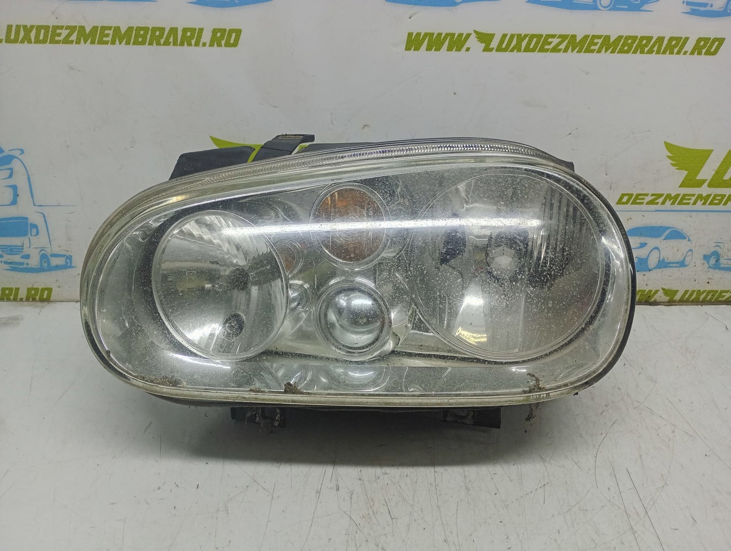 Far stanga 04HC04HR Volkswagen Golf 4 (1997 - 2006)