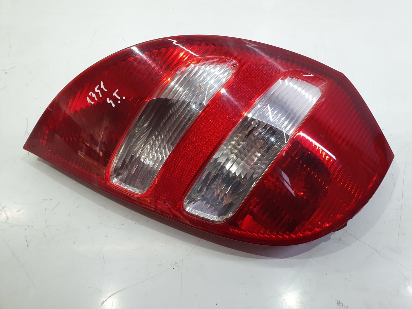 Stop stanga a1698200364 Mercedes Benz A-Class W169 (2004 - 2008)