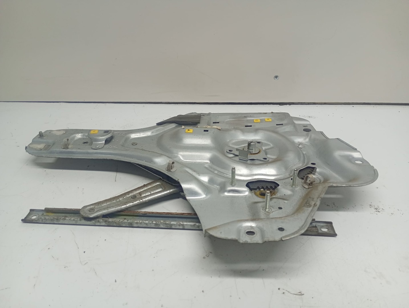 Macara geam stanga spate Kia Cerato 1 (2004 - 2006)