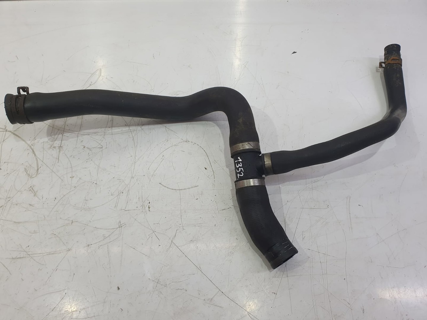 Furtun apa 8200215933 Dacia Logan 1 (2004 - 2008)