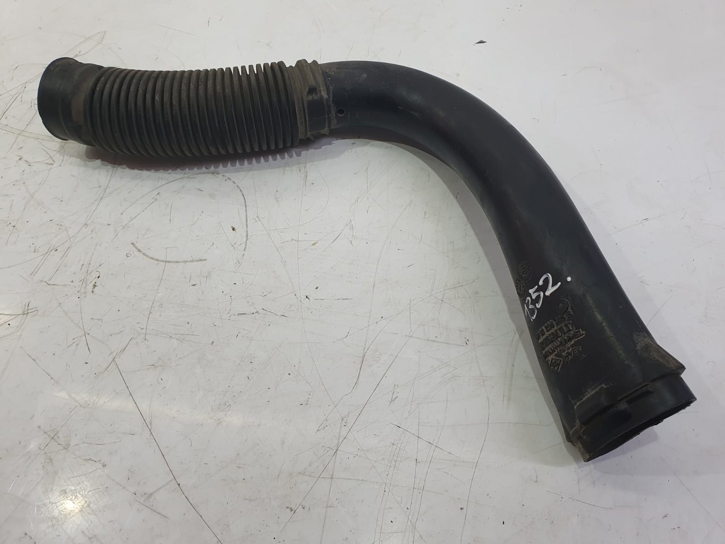 Furtun admisie 8200238305b Dacia Logan 1 (2004 - 2008)