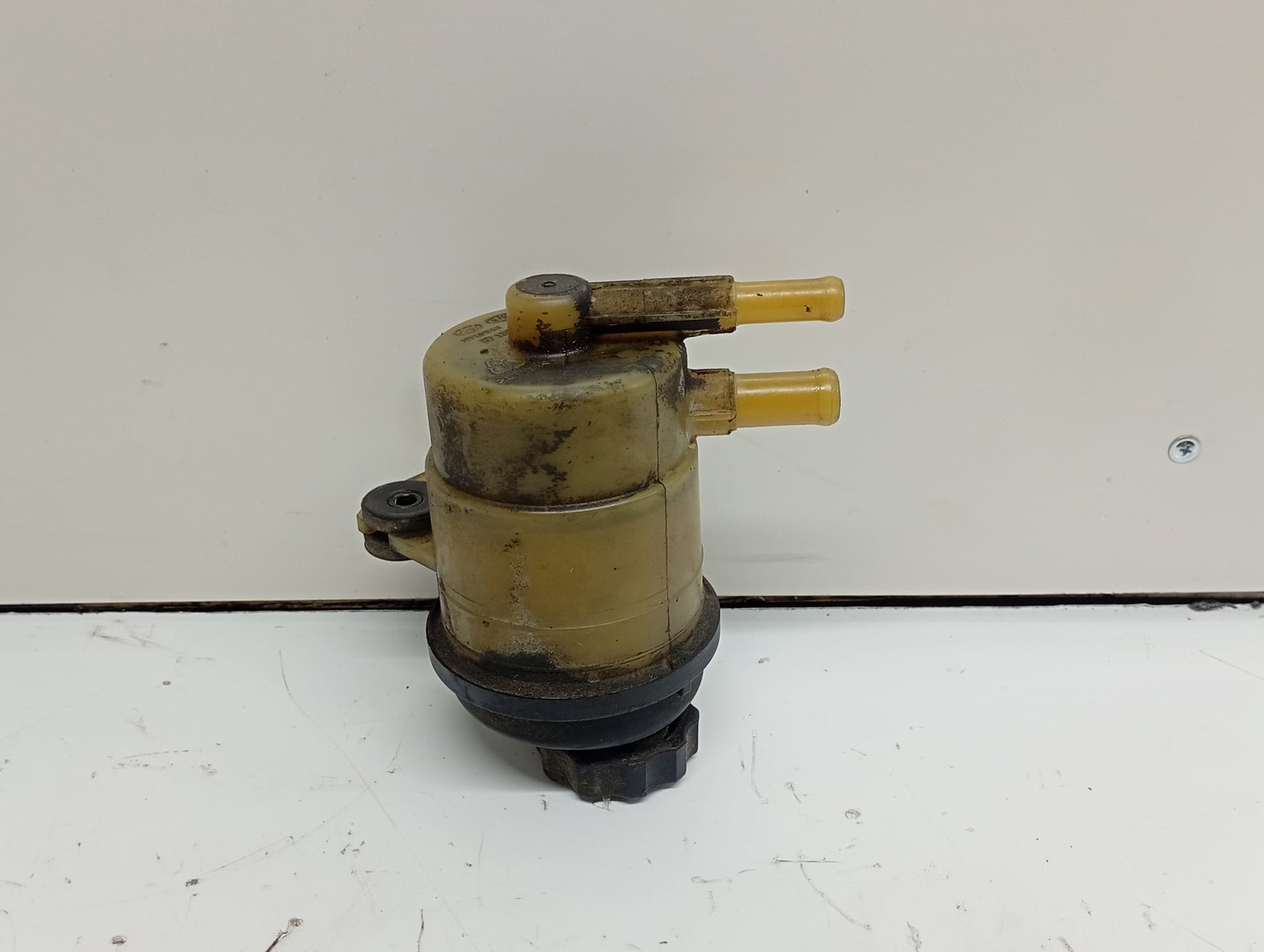 Vas lichid servodirectie 57150-2f000 Kia Cerato 1 (2004 - 2006)