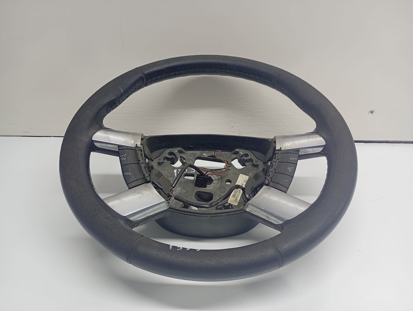 Volan in 4 spite cu comenzi 6C113600CAW Ford Transit 3 (Facelift) (2006 - 2014)