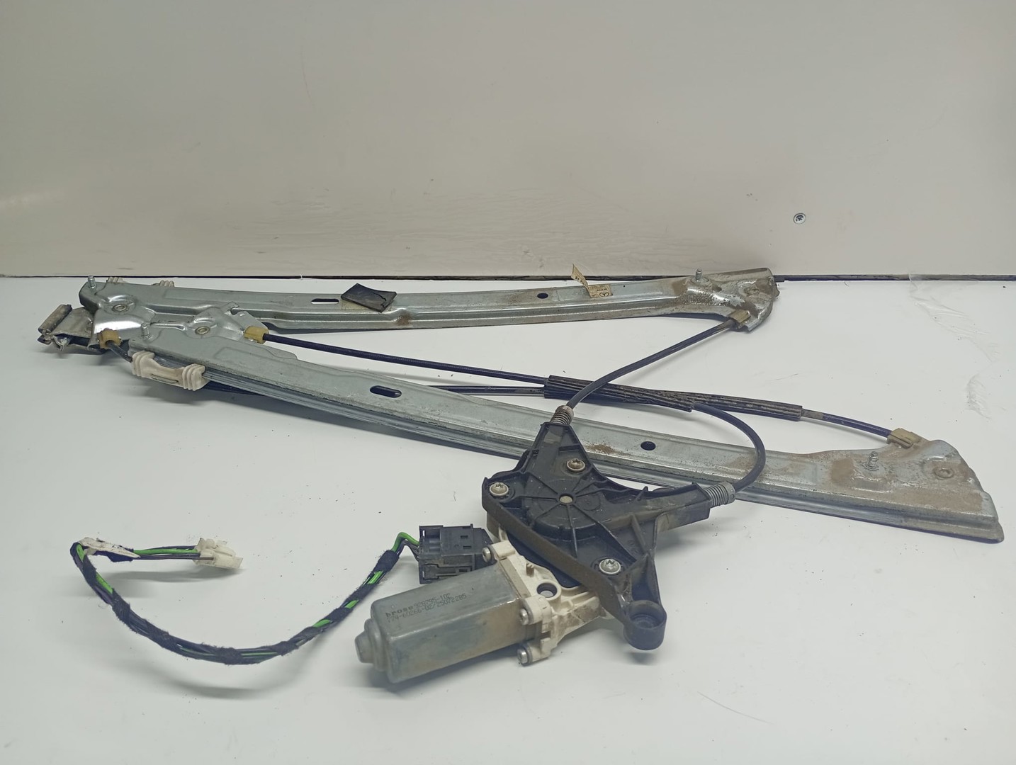 Macara geam dreapta fata 774-60266-02 928795-102 Mercedes Benz Vito W639 (2003 - 2010)