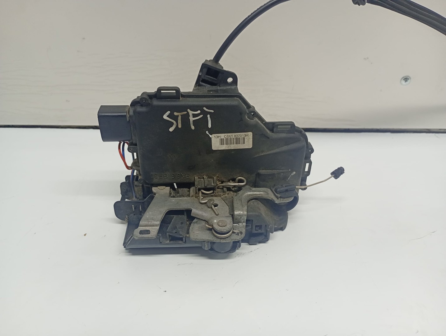 Broasca dreapta fata 13H-C6x1837013H Volkswagen Golf 4 (1997 - 2006)