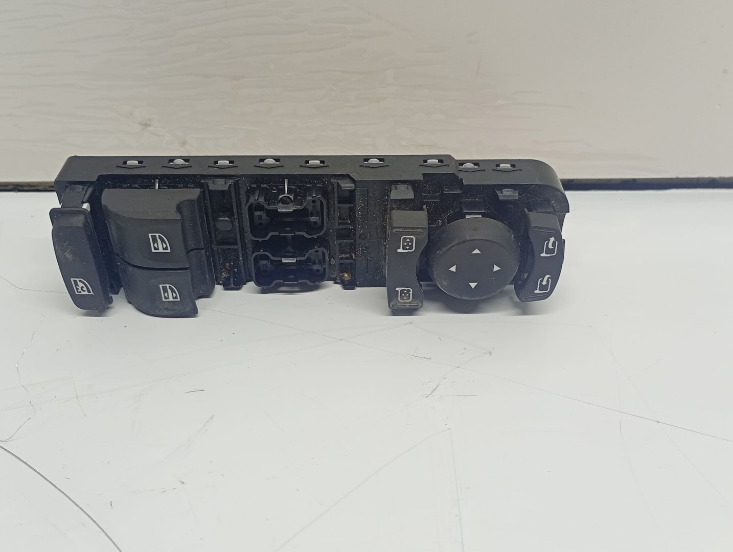 Panou comanda geamuri Renault Scenic 3 (2009 - 2012)