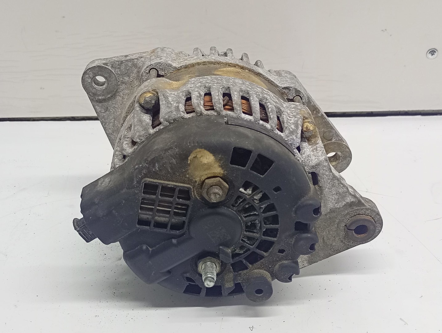Alternator 13579662 Opel Astra J (facelift) (2012 - 2018)