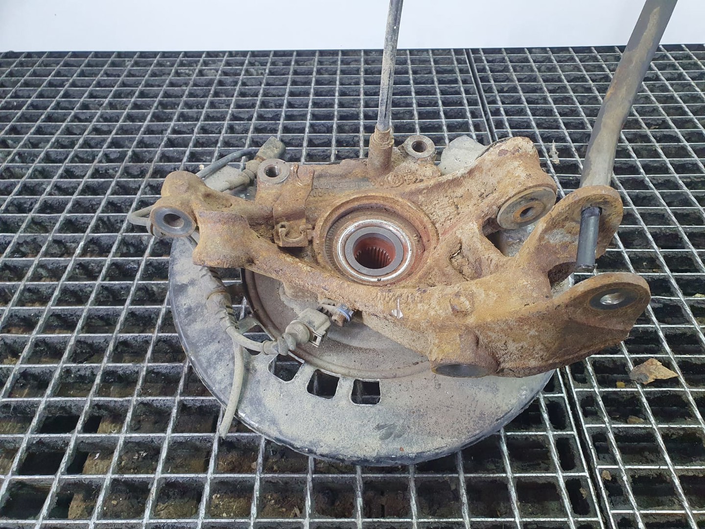 Fuzeta stanga spate 7L0505435b Porsche Cayenne 955 (2002 - 2007)