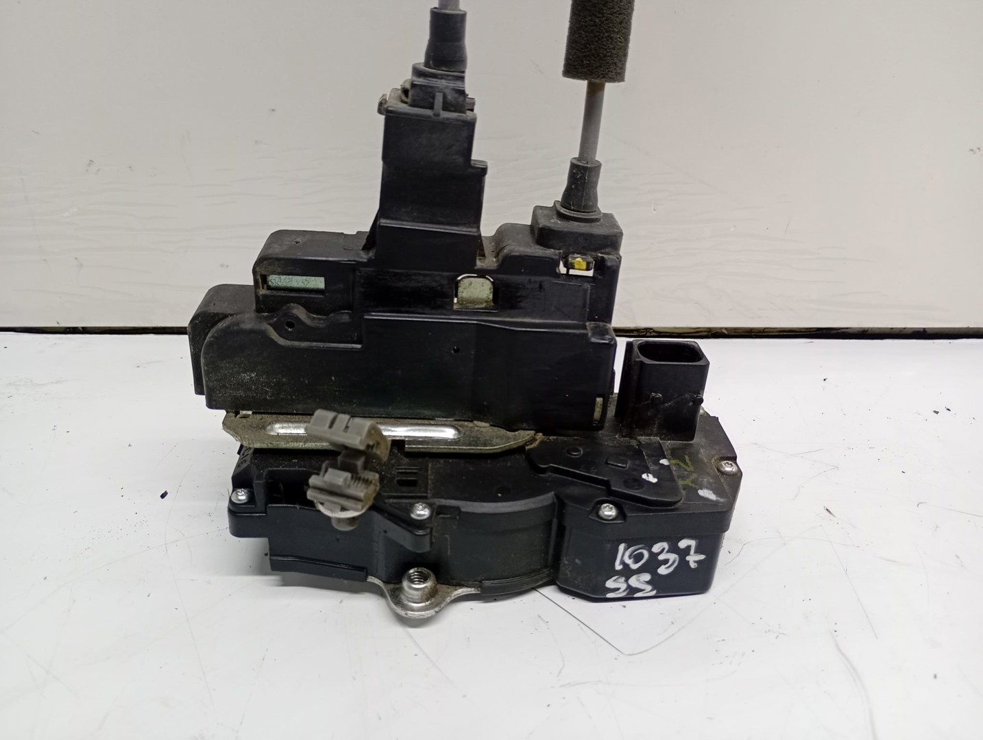 Broasca stanga spate Chevrolet Captiva 1 (2006 - 2011)