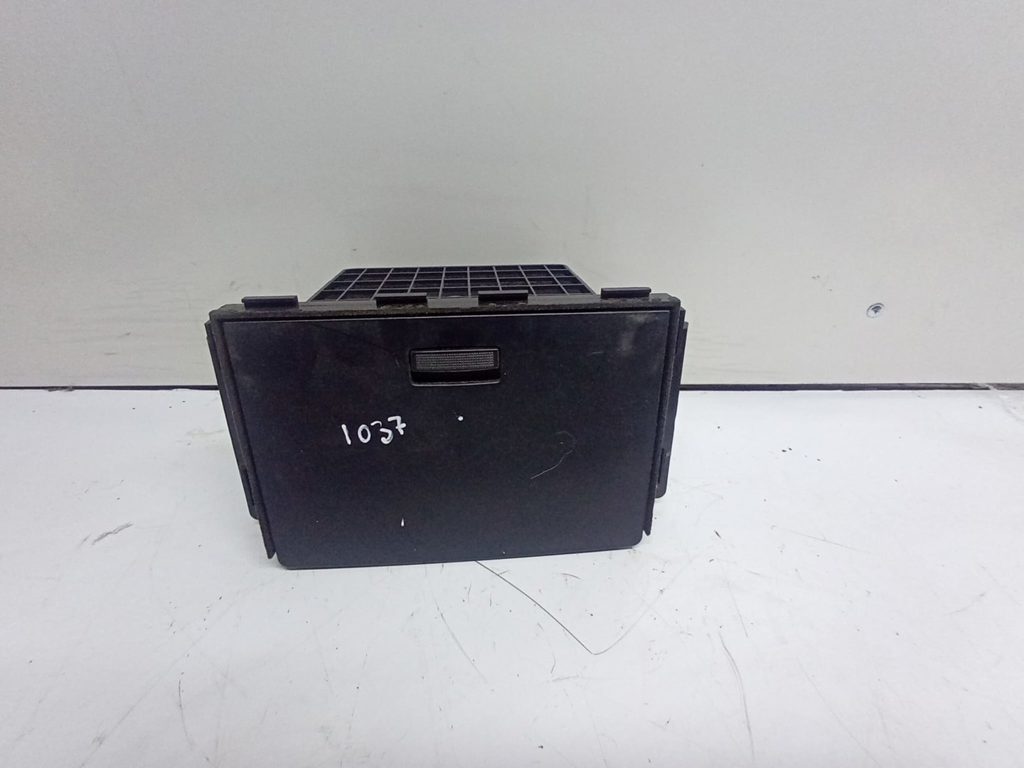 Spatiu Depozitare Chevrolet Captiva 1 (2006 - 2011)