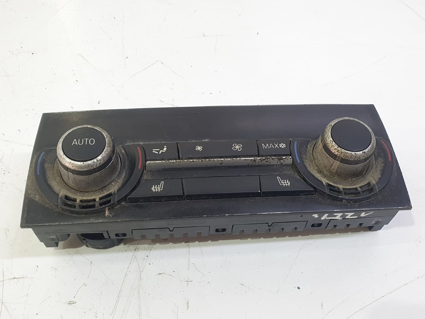 Panou clima ac 9224788 BMW Seria 7 F01/F02 (2008 - 2012)