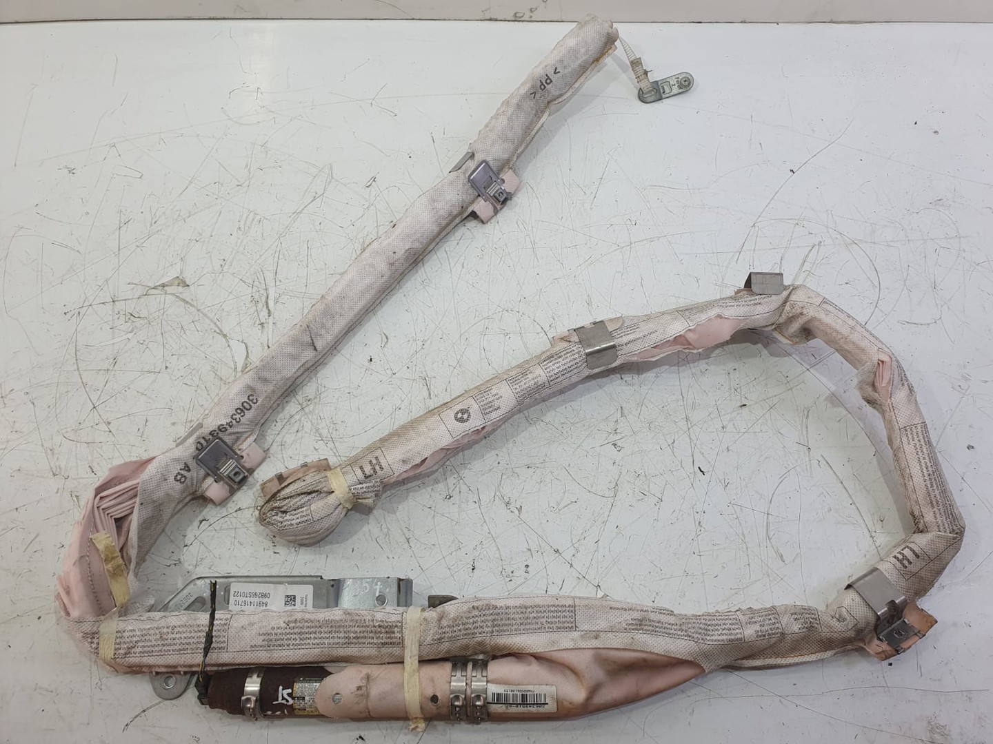Airbag cortina stanga 84911416710 BMW Seria 7 F01/F02 (2008 - 2012)