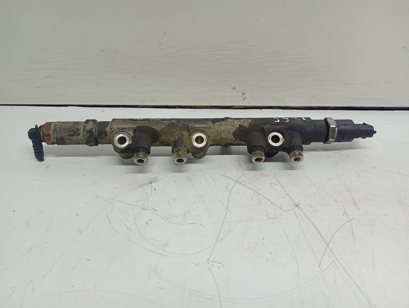 Rampa injectoare 504046311 IVECO Eurocargo 2 (2002 - 2015)