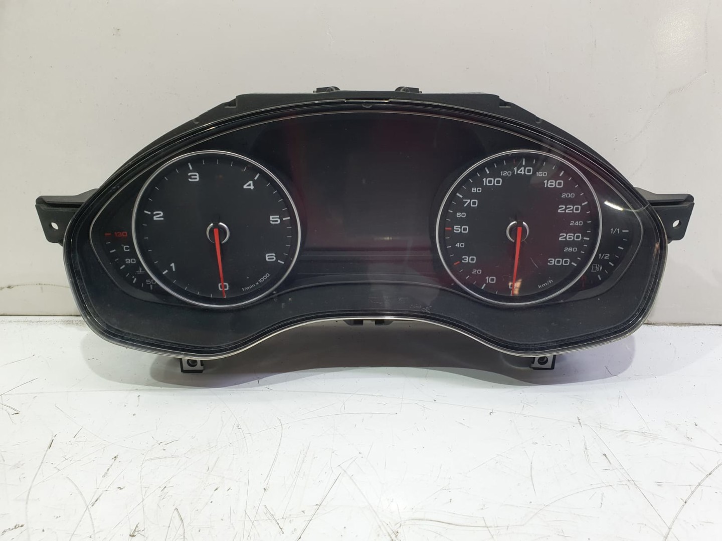 Ceasuri de bord 4g8920931s Audi A6 4G/C7 (2010 - 2014)