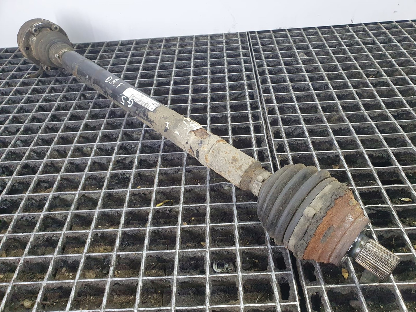 Planetara dreapta fata 1k0407272cc 1k0407272 Volkswagen Golf 5 (2003 - 2009)