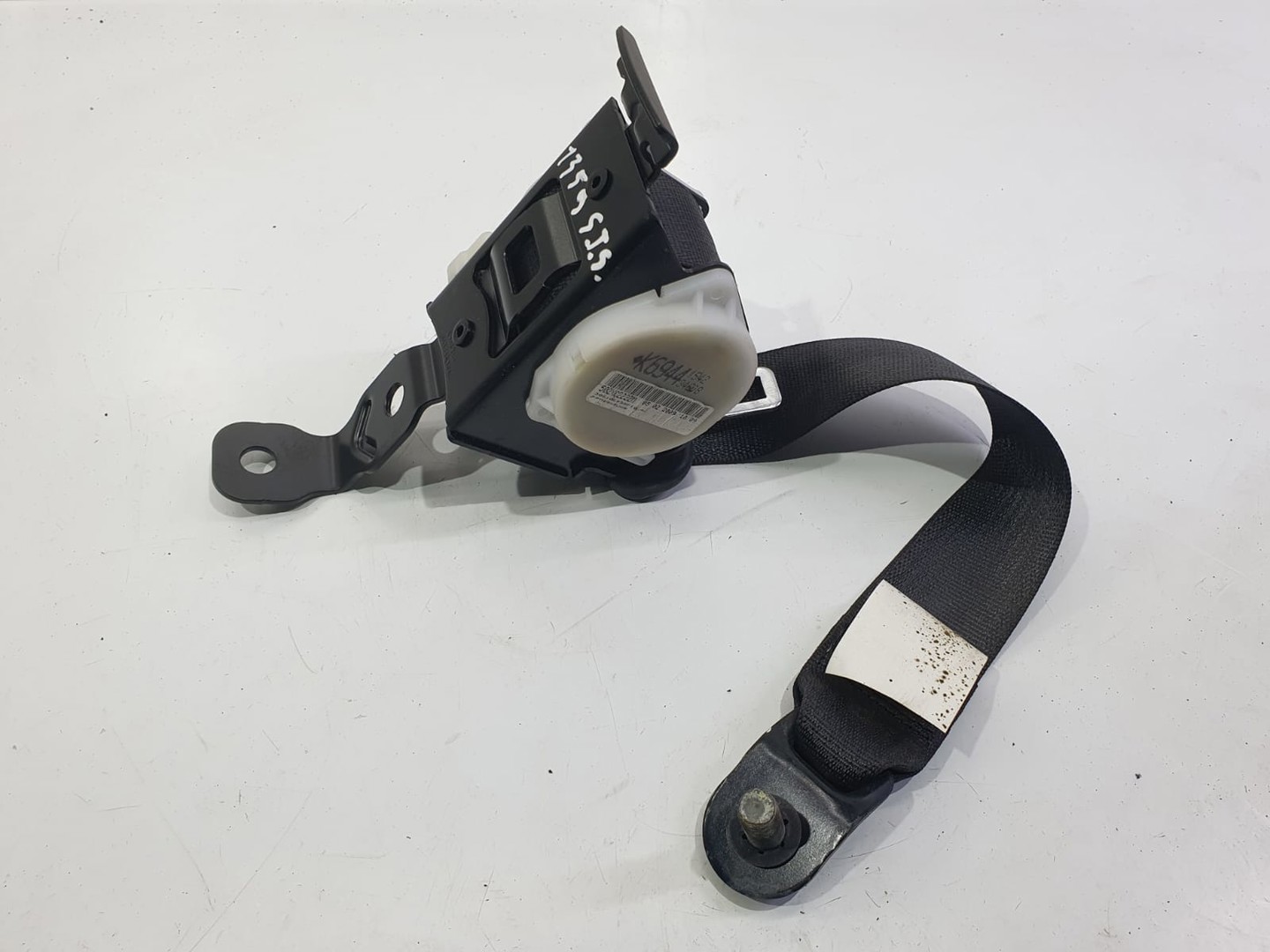 Centura siguranta spate e11045819 Opel Insignia A (2008 - 2014)