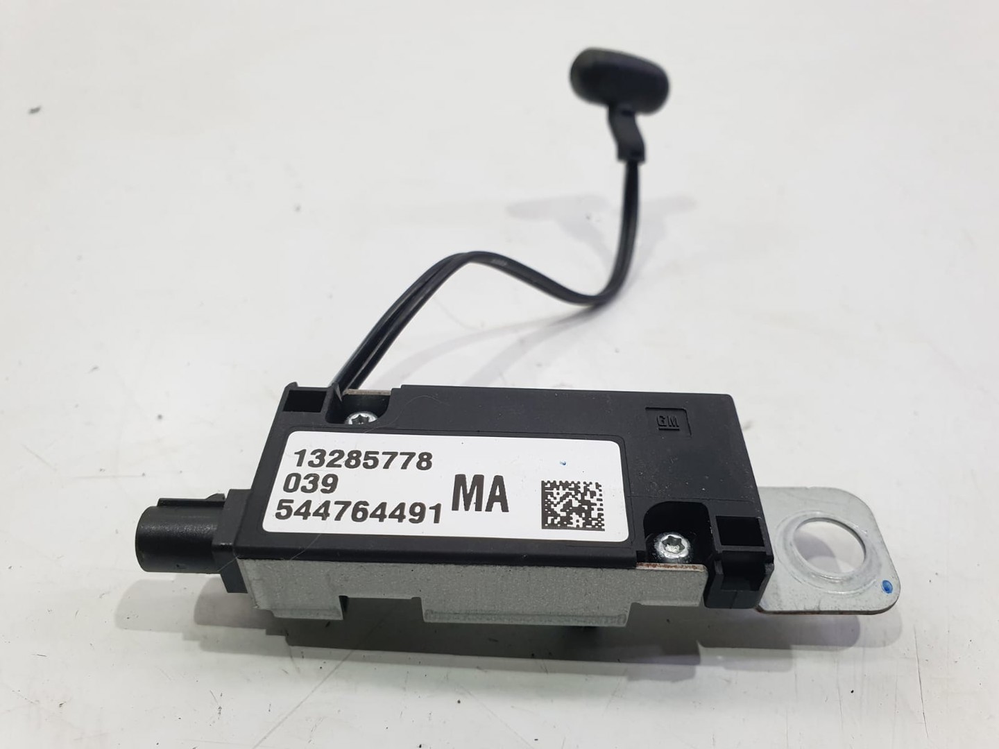 Amplificator antena 13285778 Opel Insignia A (2008 - 2014)
