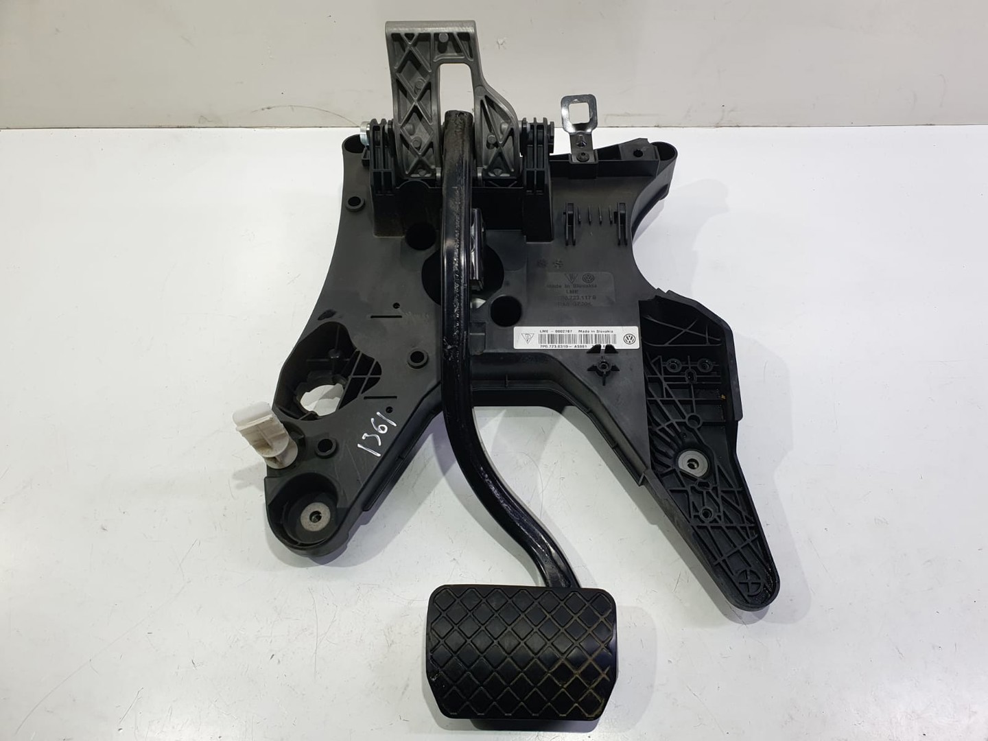 Pedala frana 7p0723031d Volkswagen Touareg 2 (7P) (2010 - 2014)