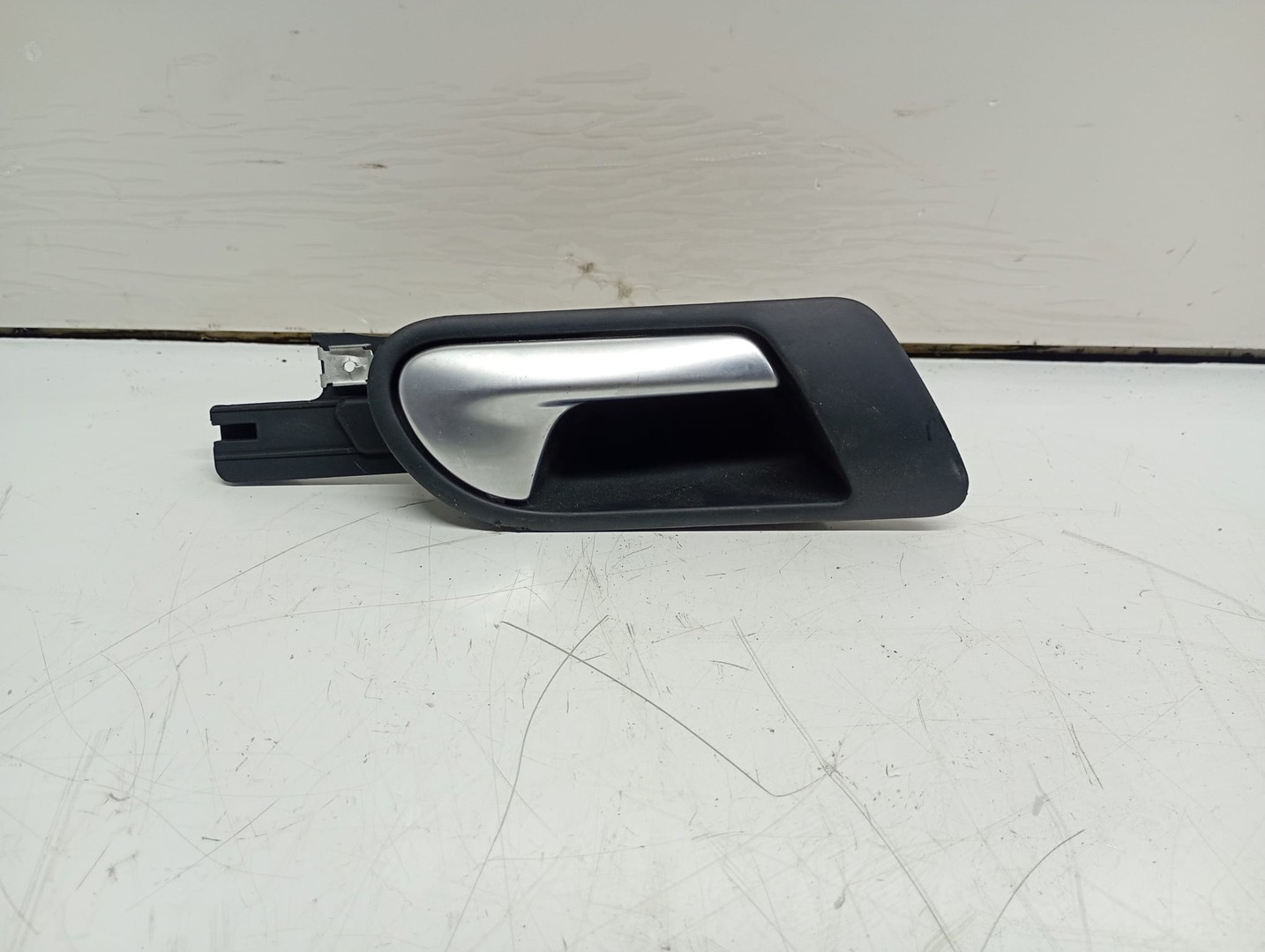 Maner interior 1K5837114 Volkswagen Golf 5 (2003 - 2009)