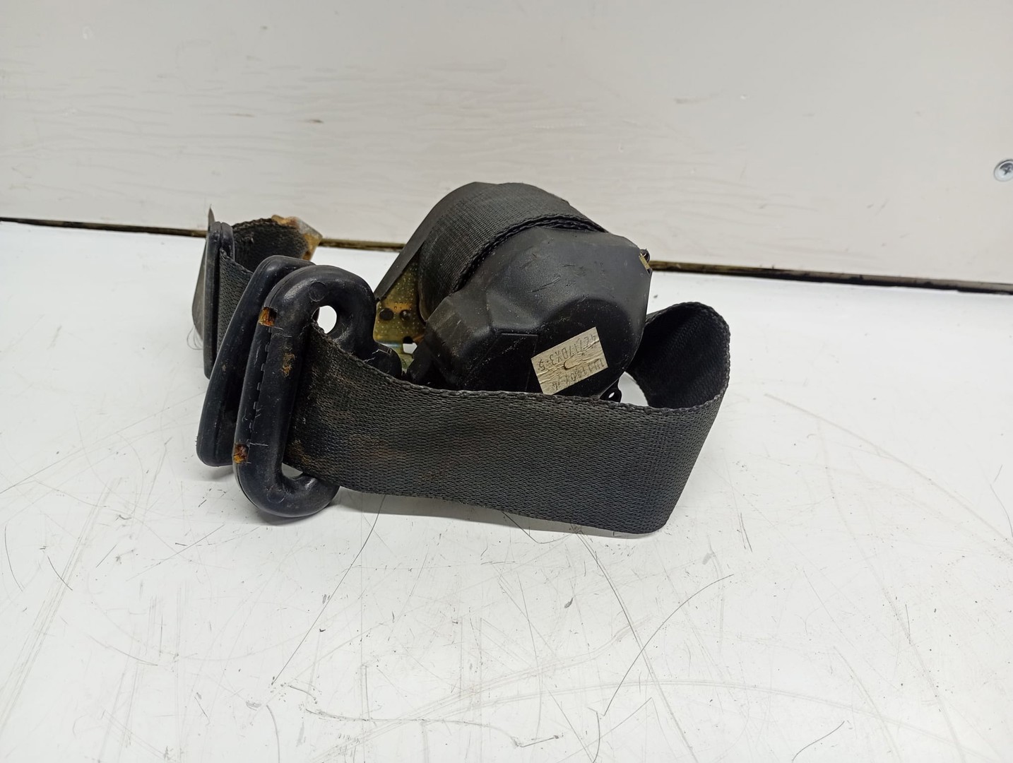 Centura siguranta dreapta fata 1s71-f611b69 Ford Mondeo MK3 (2000 - 2003)