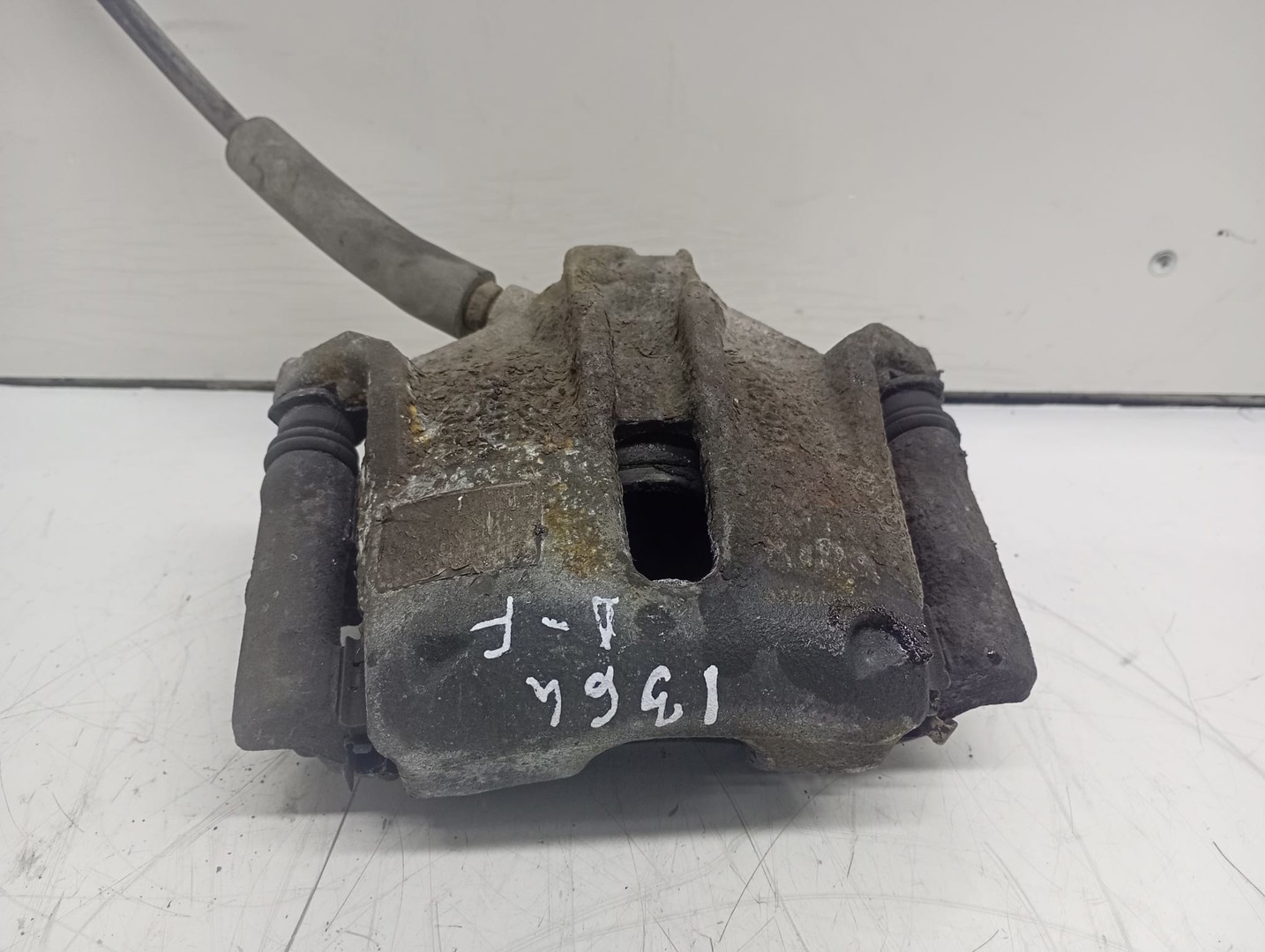 Etrier dreapta fata Citroen C4 1 (2004 - 2008)