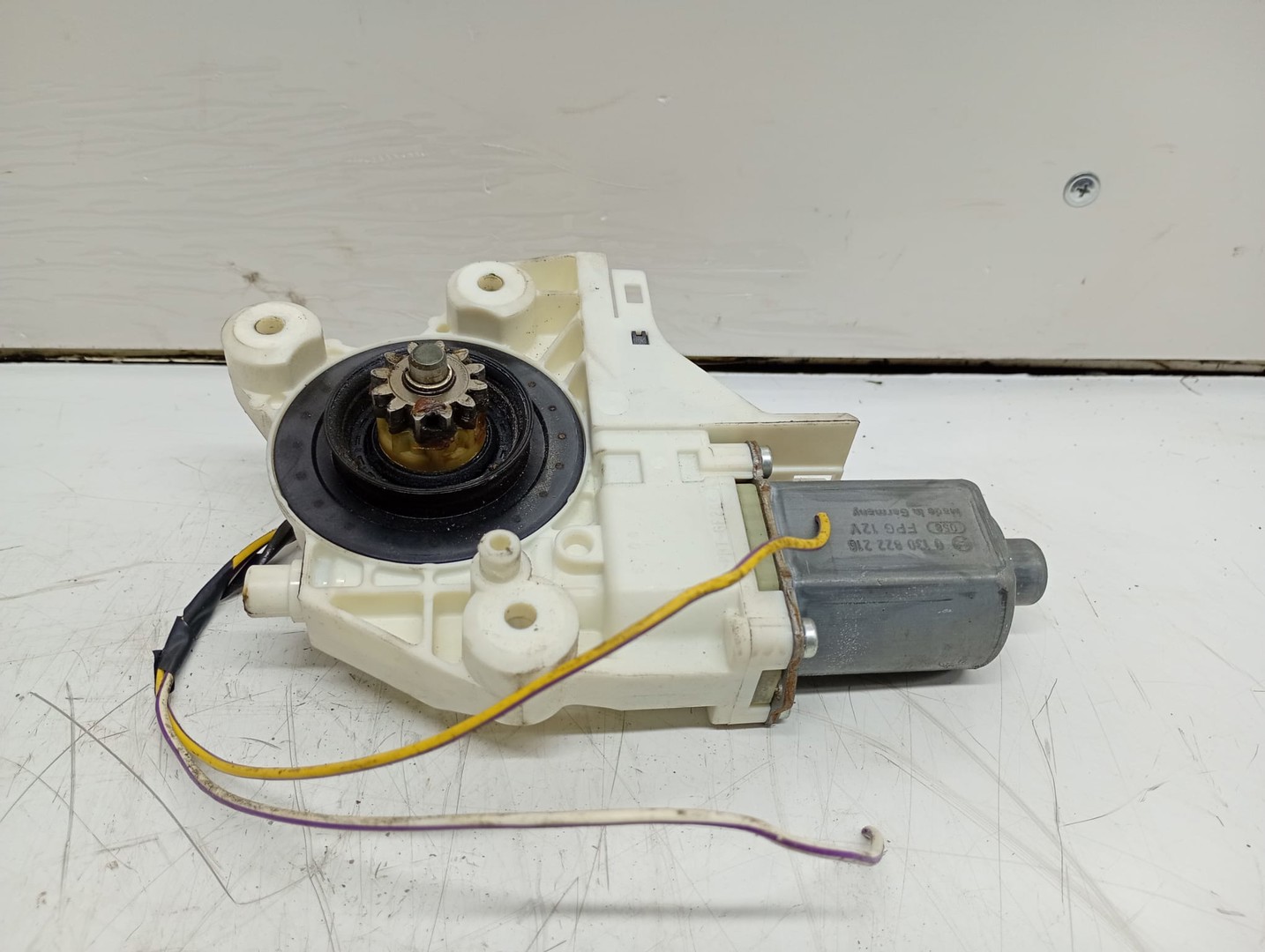 Motoras geam dreapta fata 4M5T14553 Ford Focus 2 (2004 - 2008)