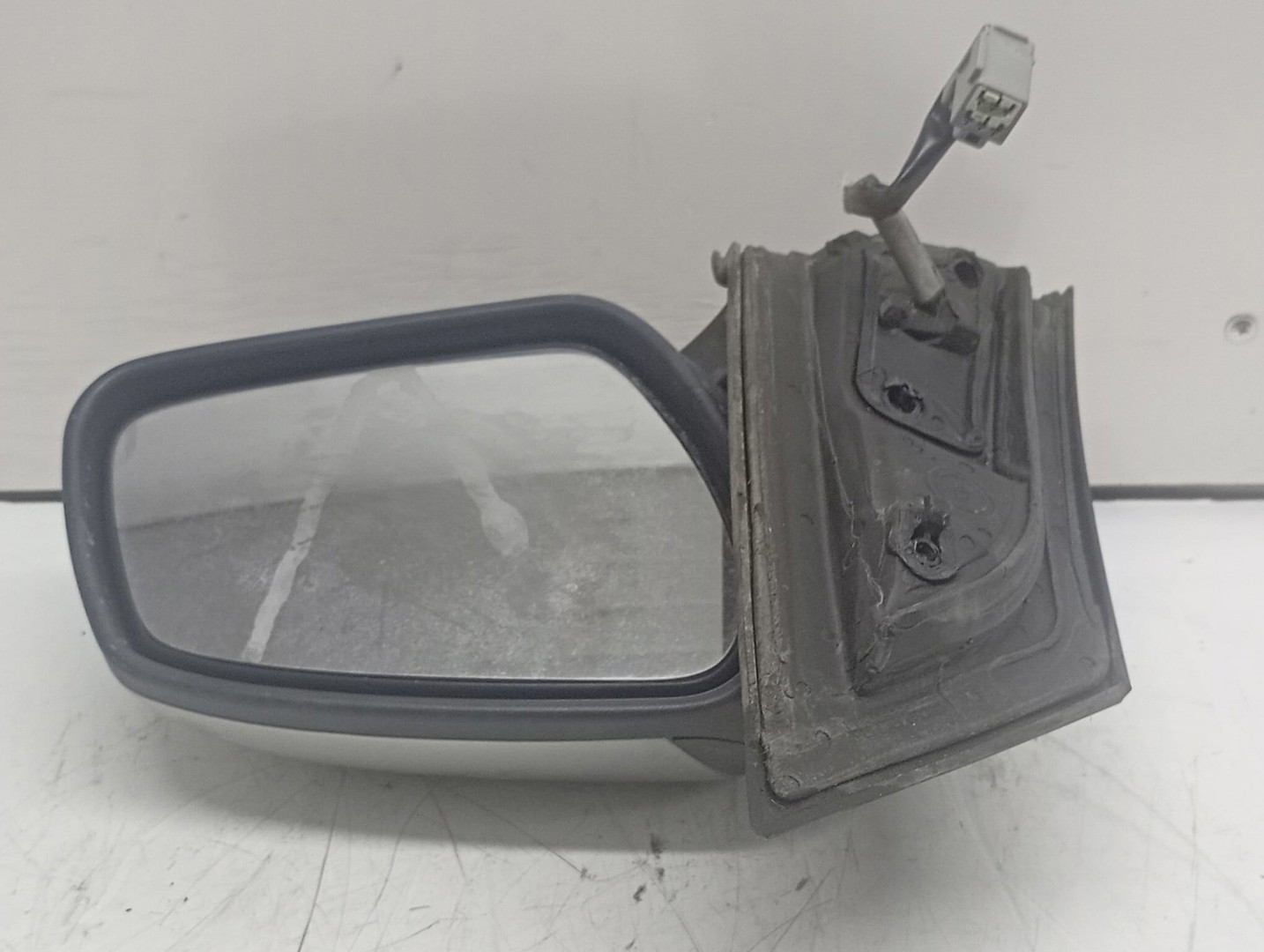 Oglinda dreapta e9024292 Ford Focus 2 (2004 - 2008)