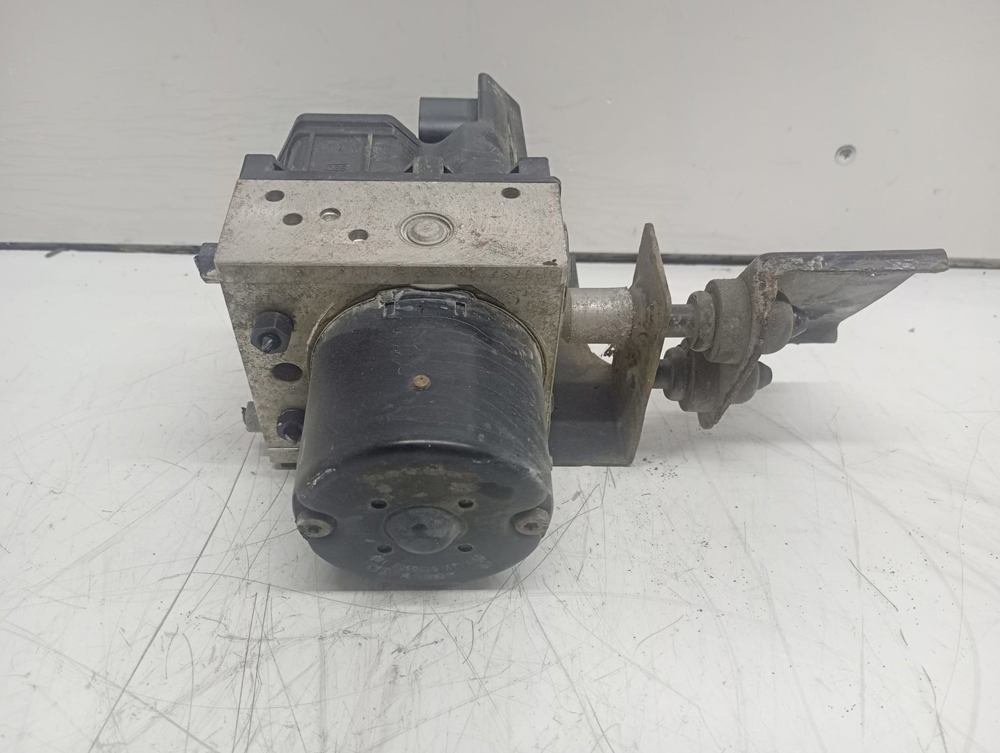 Pompa ABS 6Q0907379G 0265800003 Volkswagen Polo 4 (9N) (2001 - 2005)