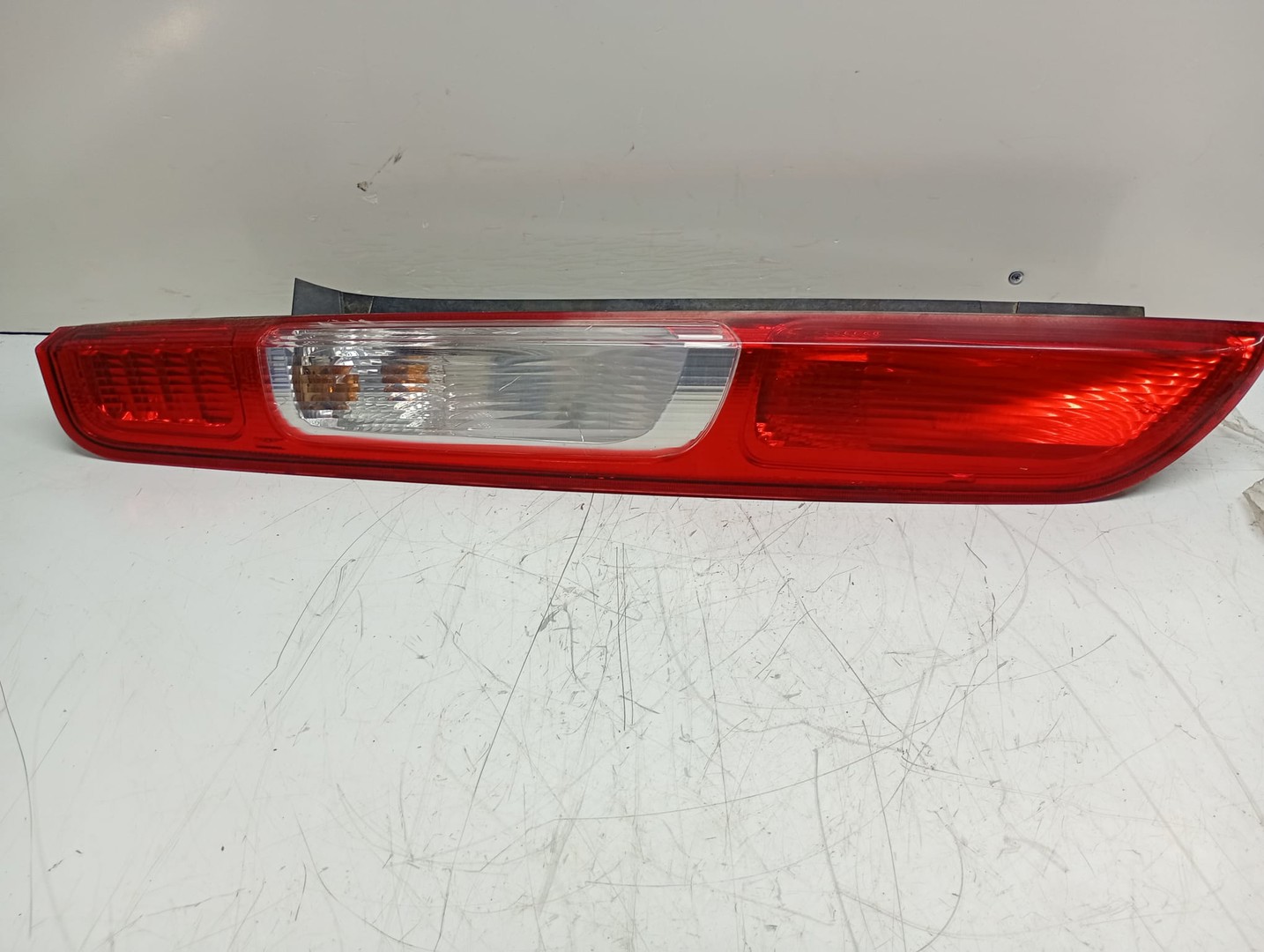 Stop stanga 9EL354067-01 Ford Focus 2 (2004 - 2008)