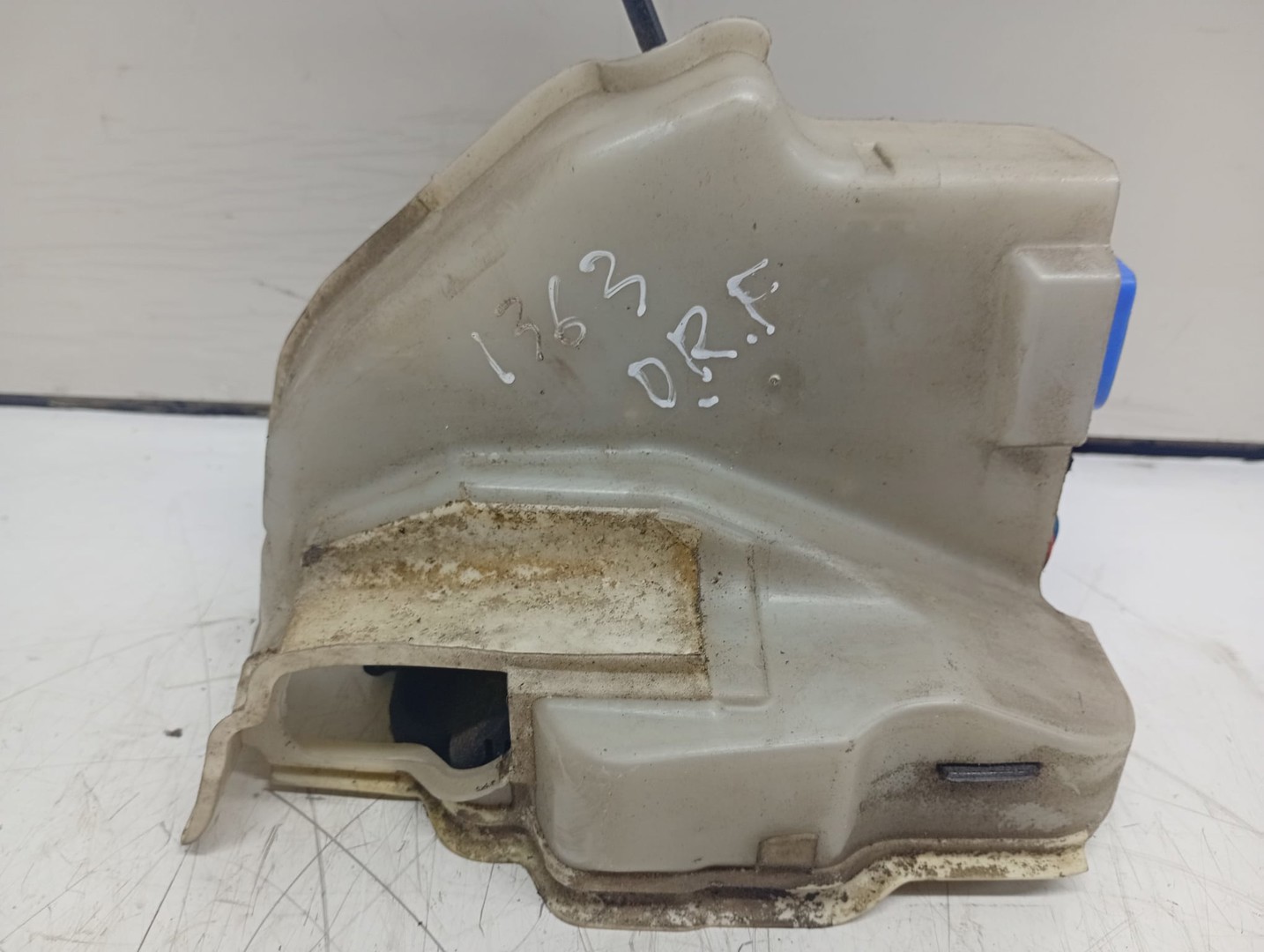 Broasca dreapta fata 3D1837016AC Volkswagen Golf 5 (2003 - 2009)