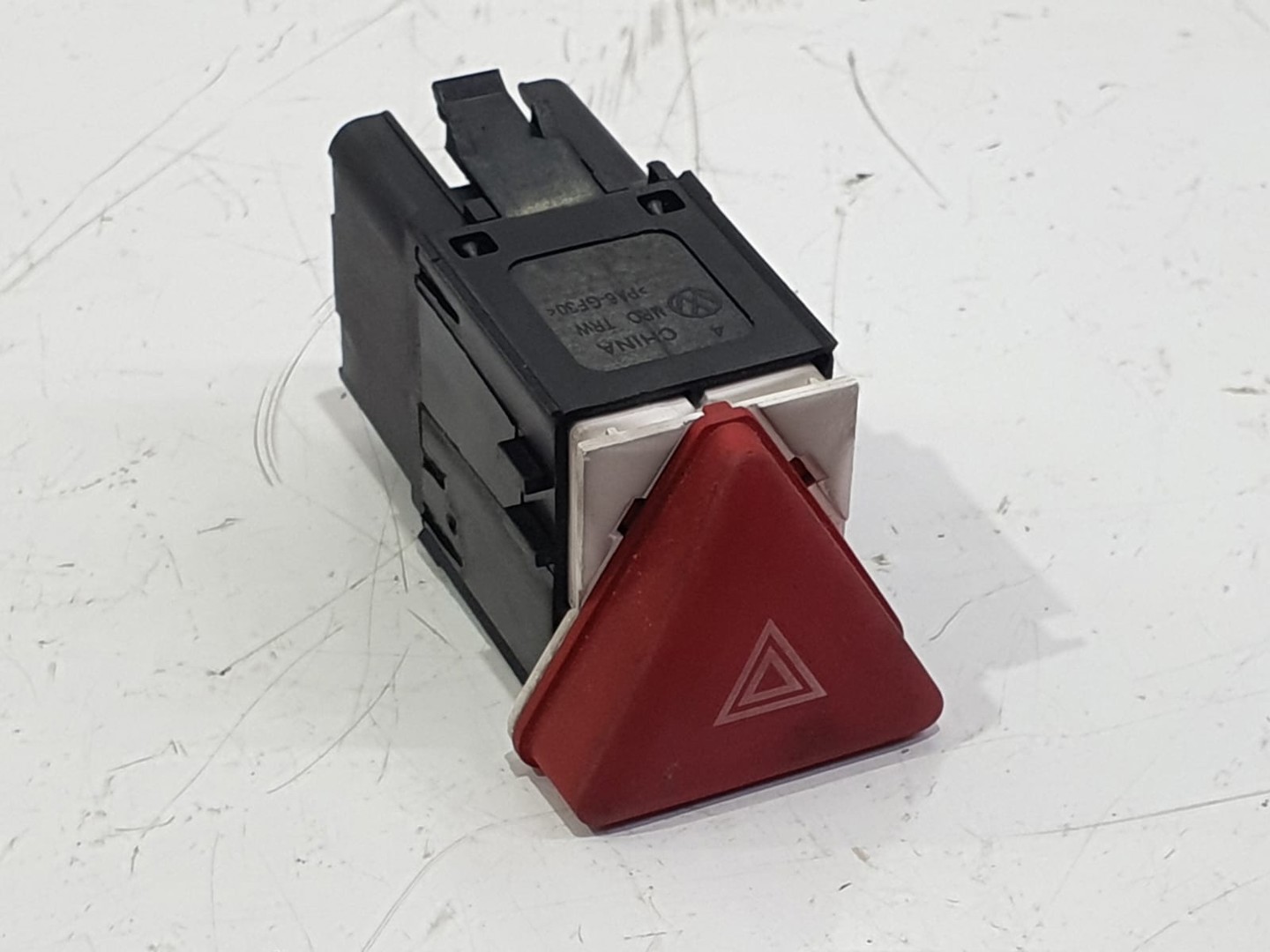 Buton avarii 1k0953509a Volkswagen Touareg 2 (7P) (2010 - 2014)